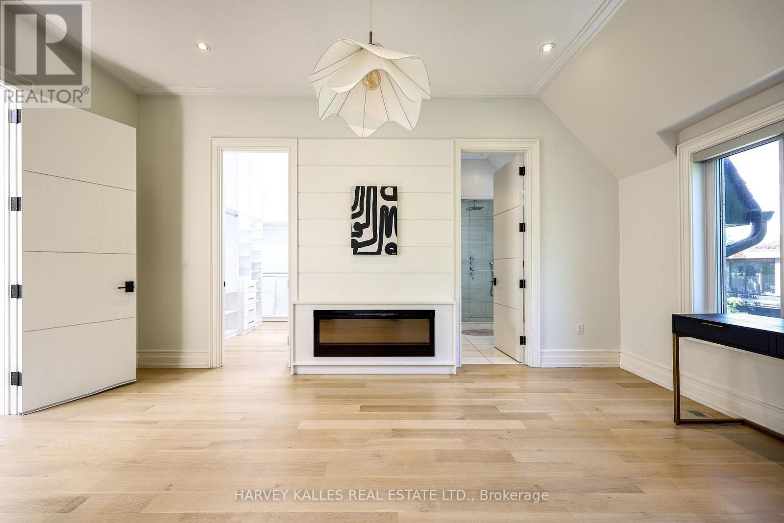 42 CARMICHAEL AVENUE