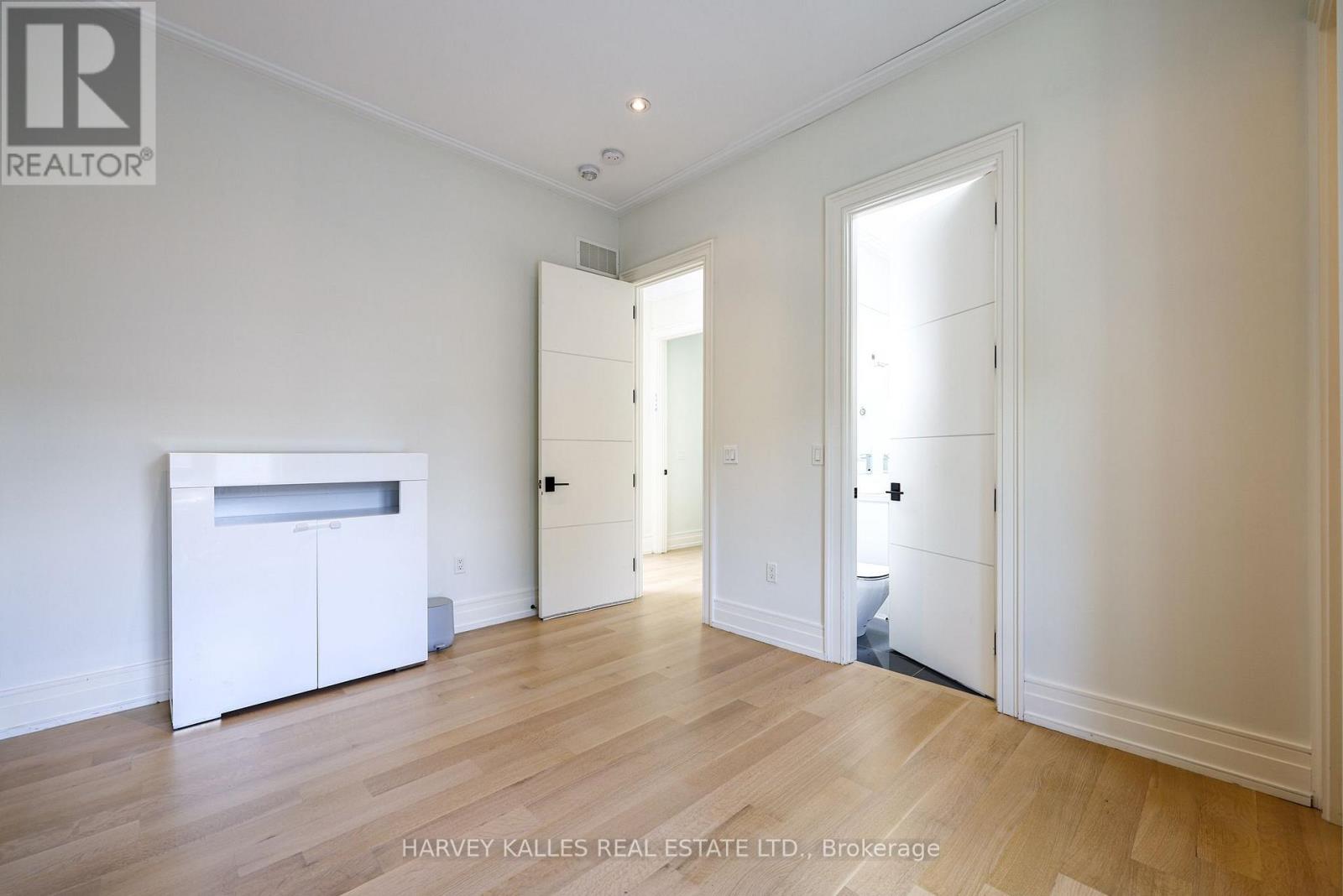 42 CARMICHAEL AVENUE