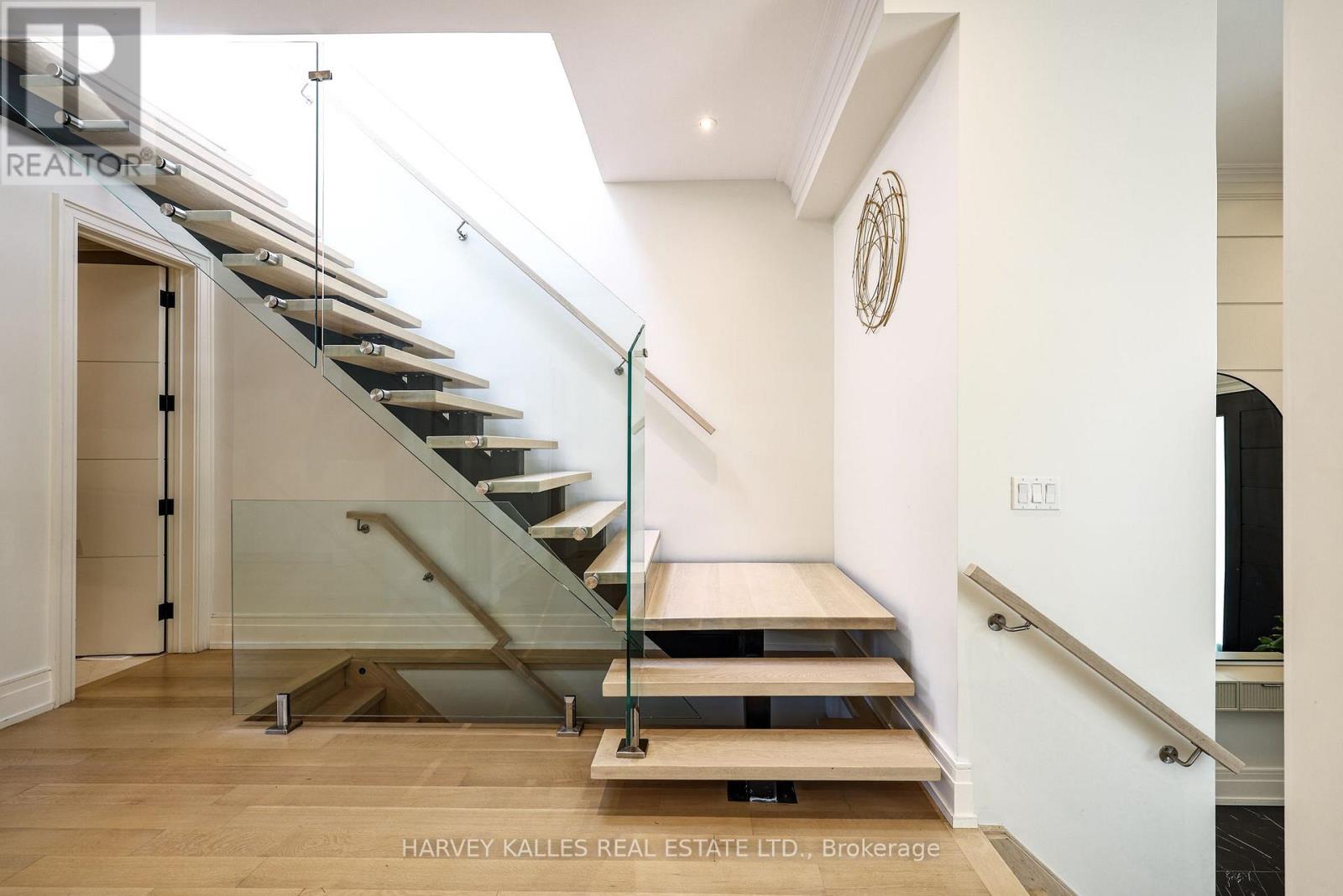 42 CARMICHAEL AVENUE
