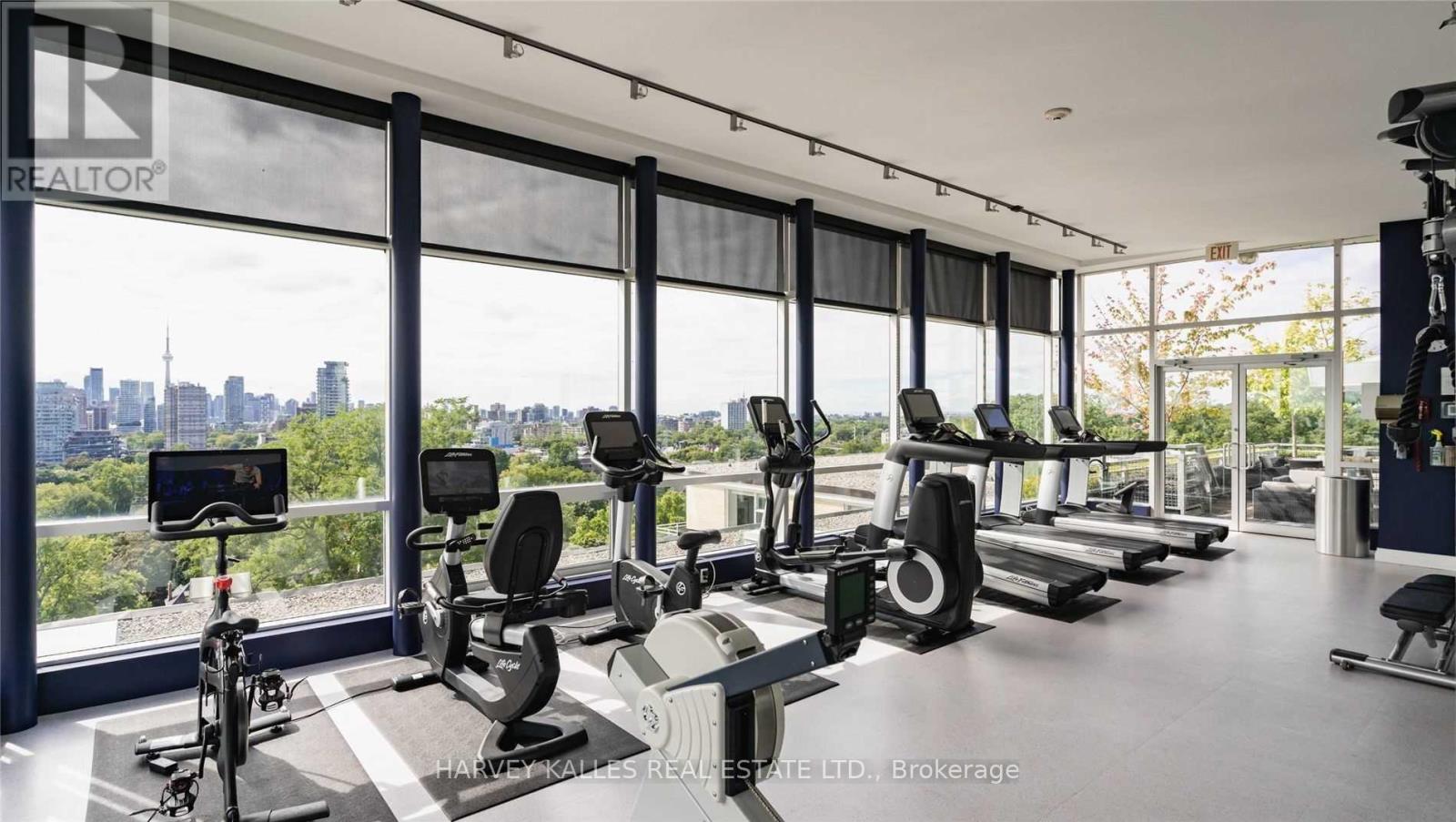 320 - 1 BENVENUTO PLACE