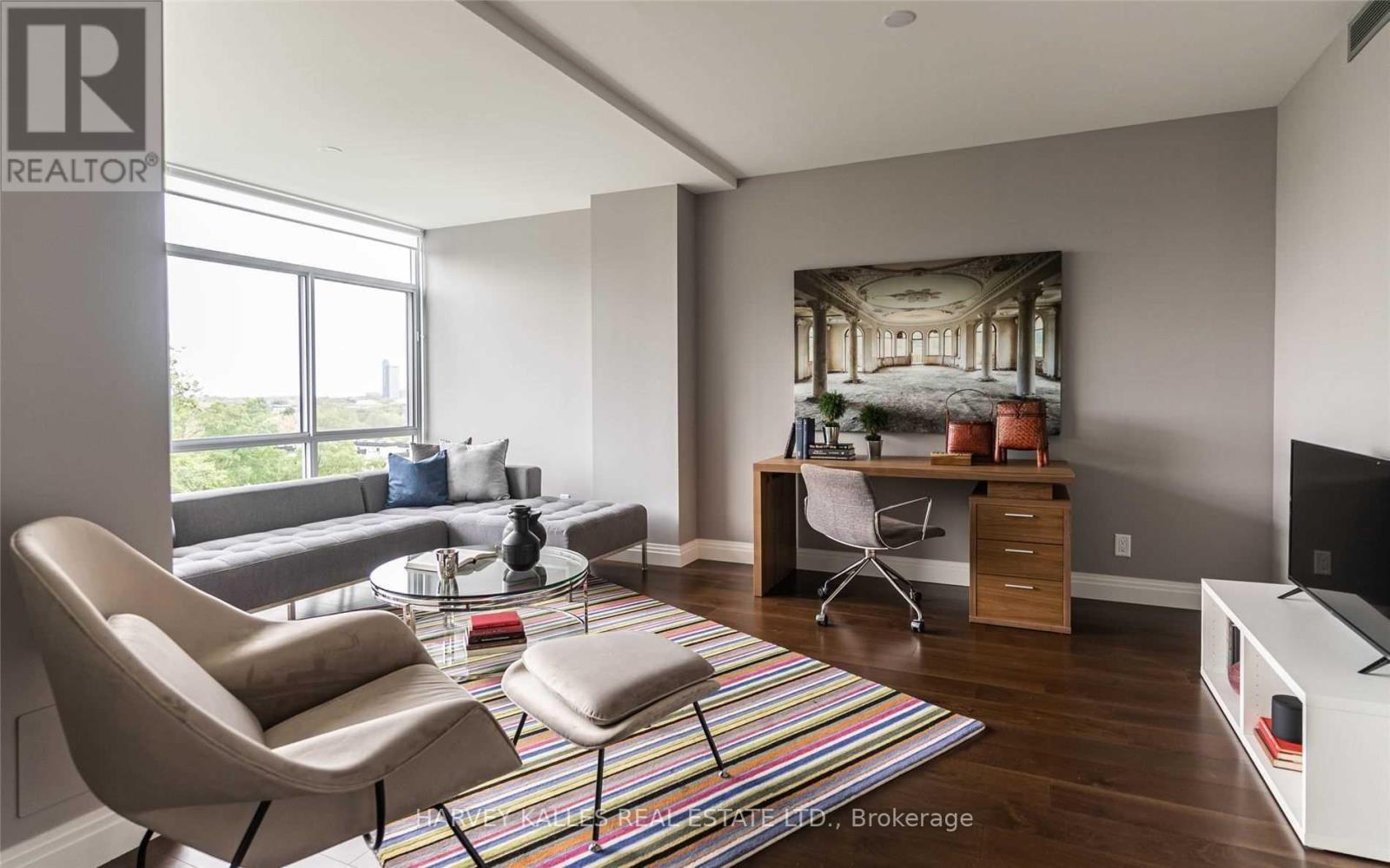 320 - 1 BENVENUTO PLACE