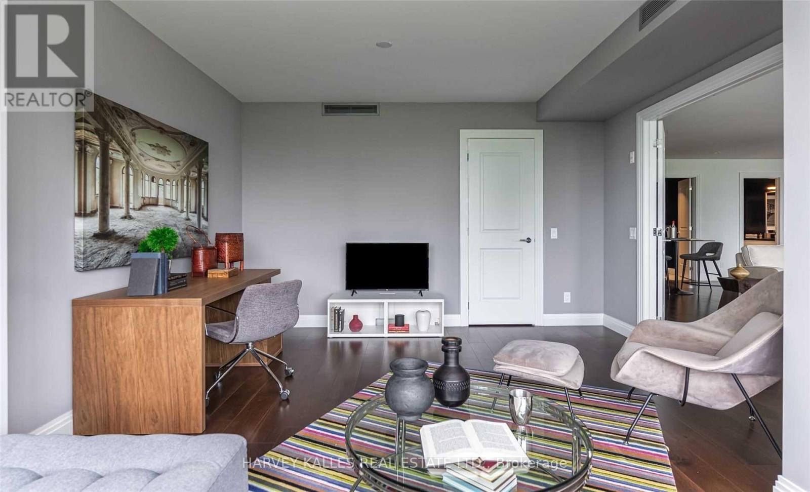 320 - 1 BENVENUTO PLACE