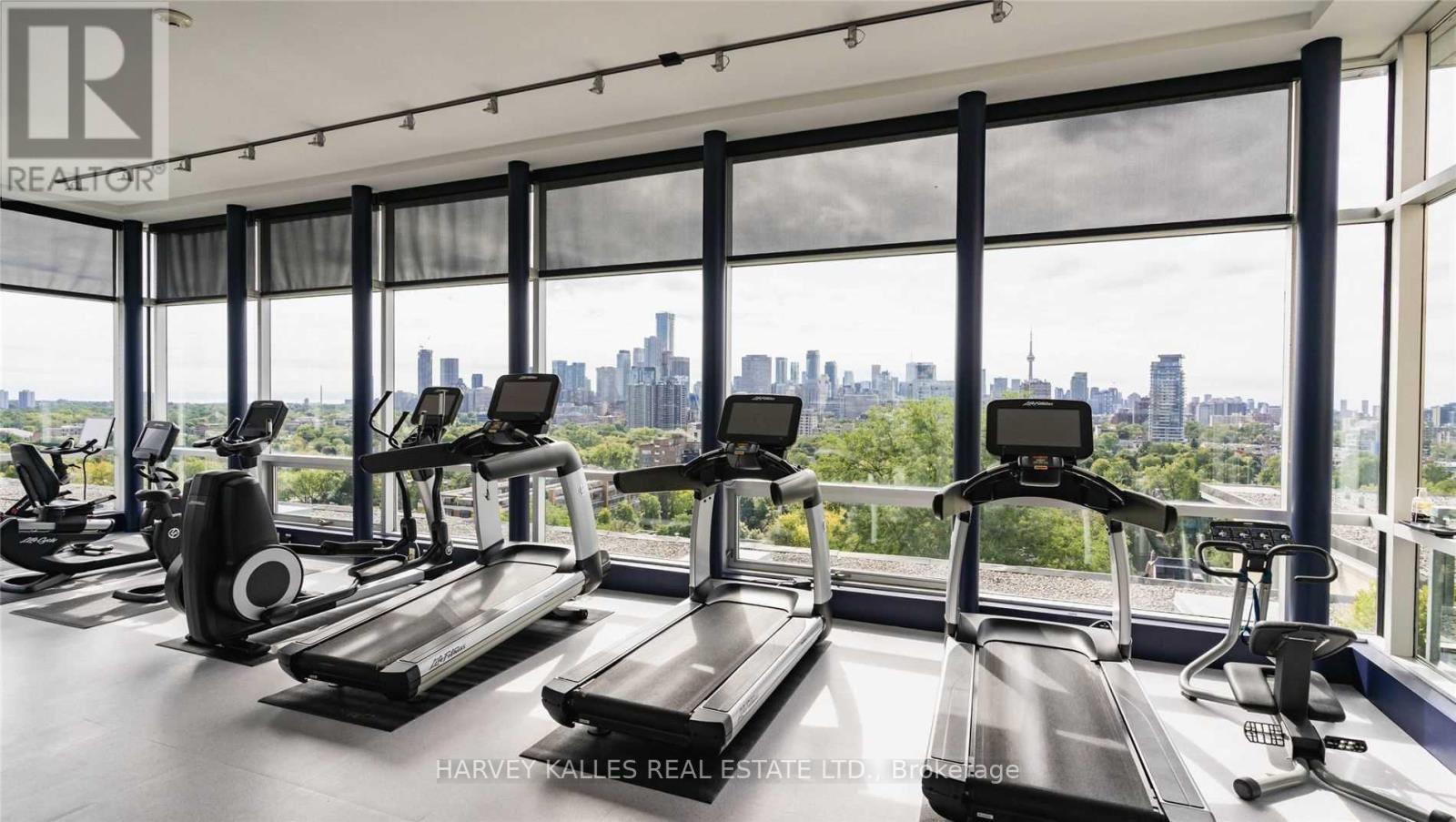 320 - 1 BENVENUTO PLACE