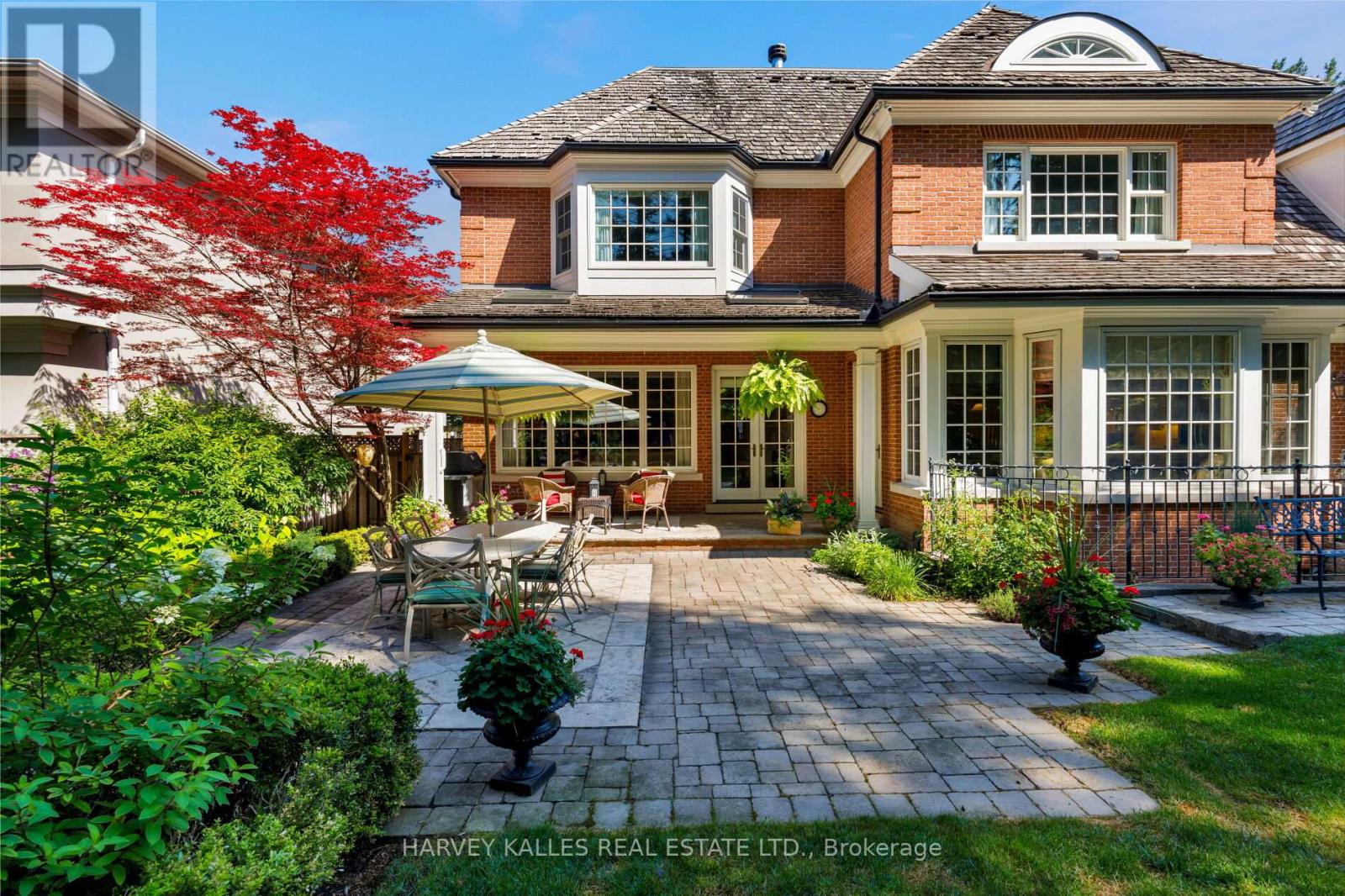 17 SAGEWOOD DRIVE