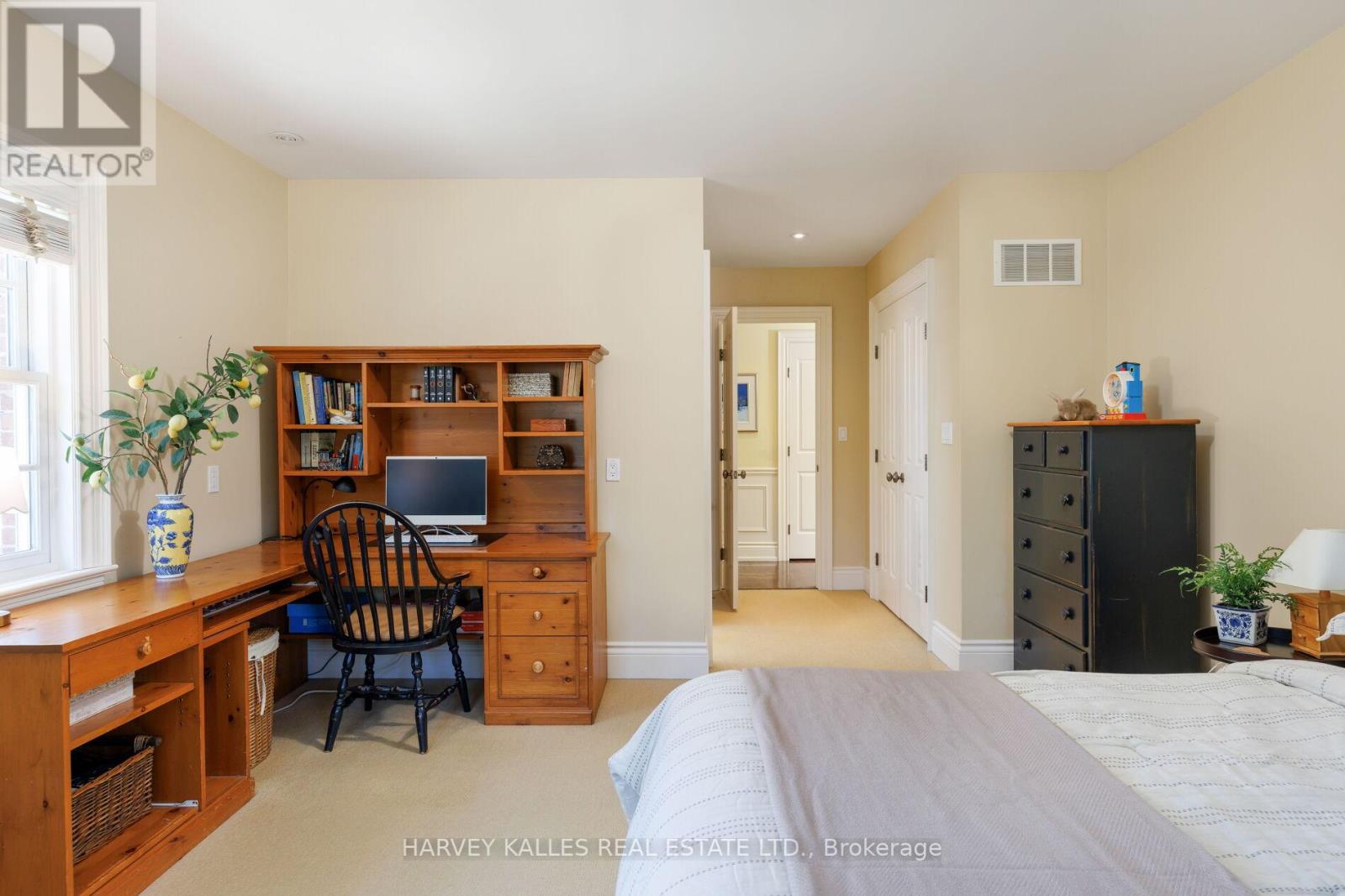 17 SAGEWOOD DRIVE