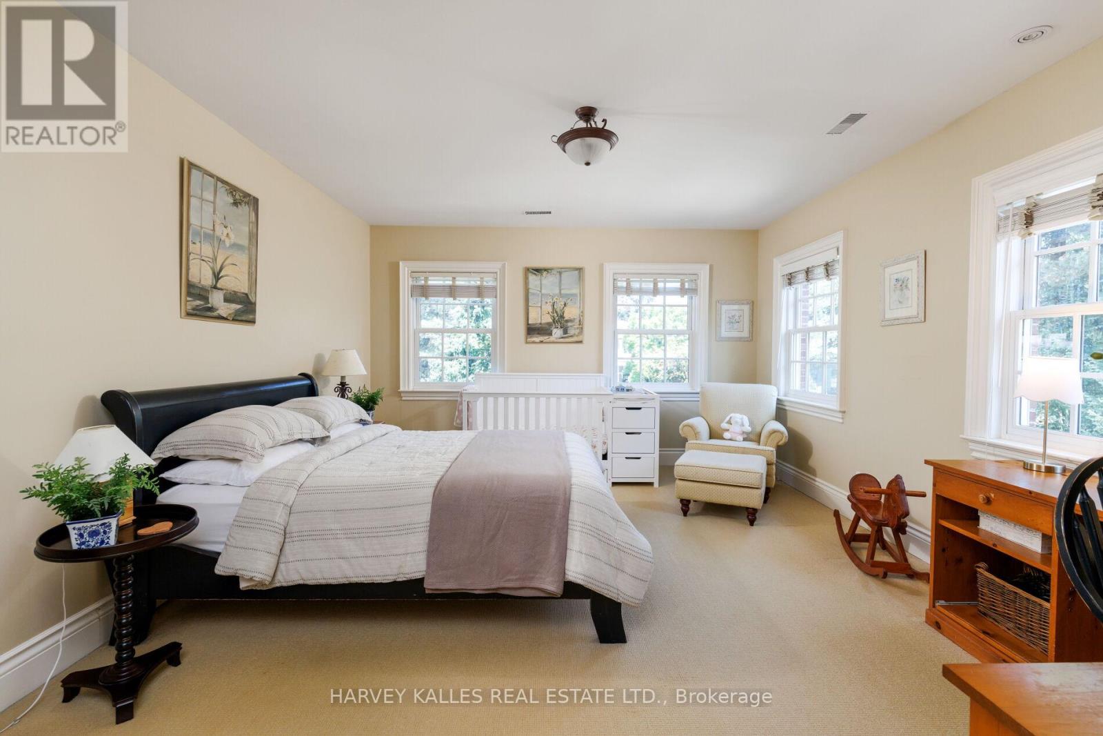17 SAGEWOOD DRIVE