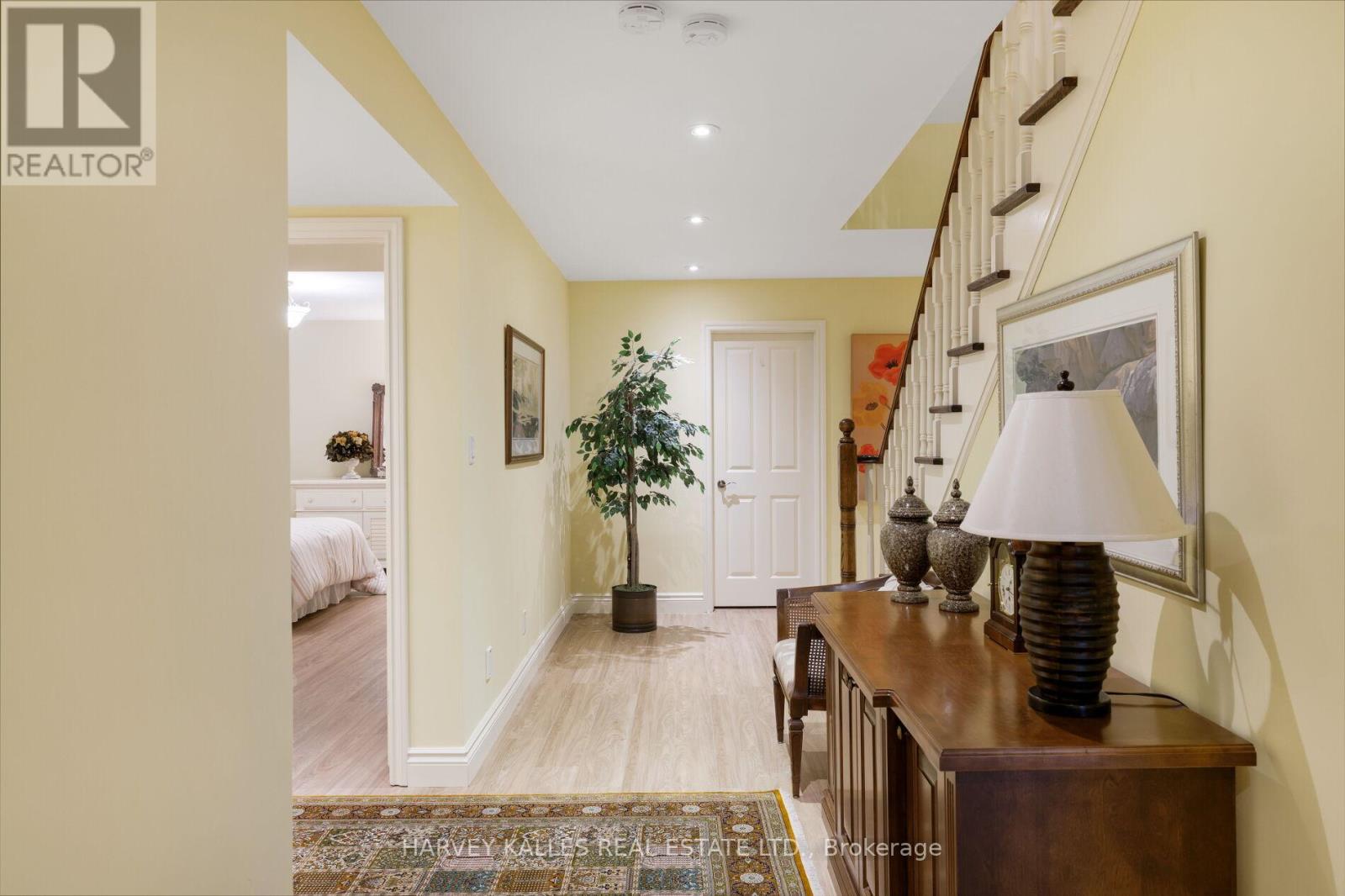 17 SAGEWOOD DRIVE
