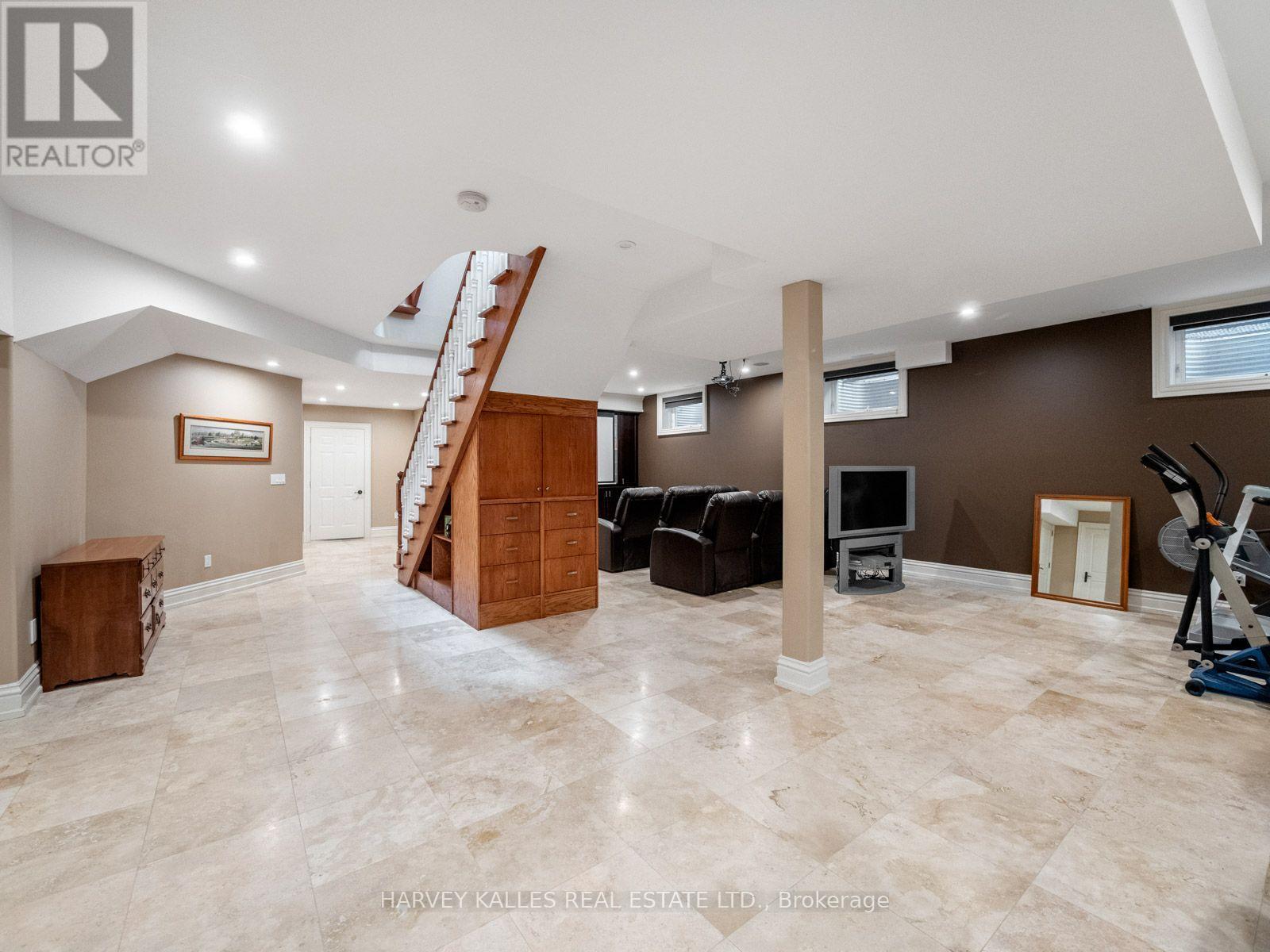73 CARMICHAEL AVENUE