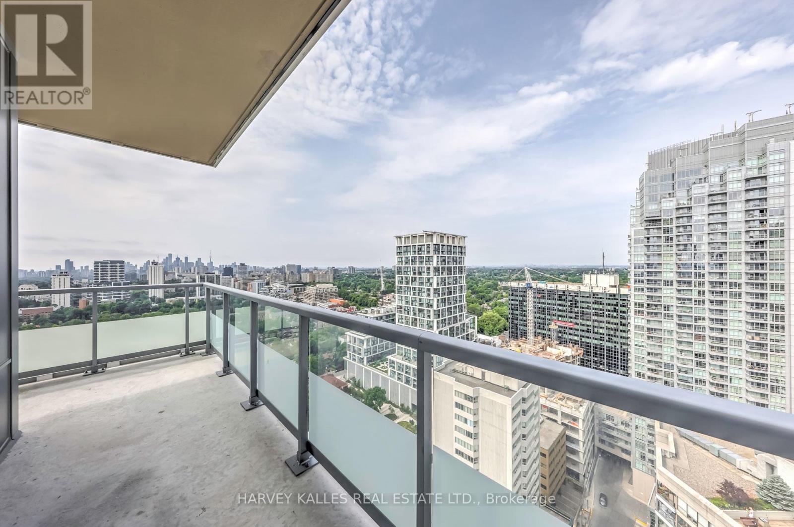 LPH19 - 50 DUNFIELD AVENUE