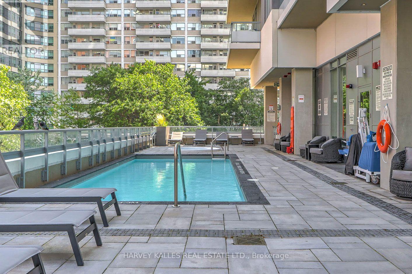 LPH19 - 50 DUNFIELD AVENUE