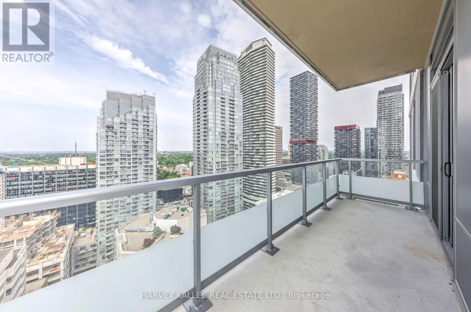 LPH19 - 50 DUNFIELD AVENUE
