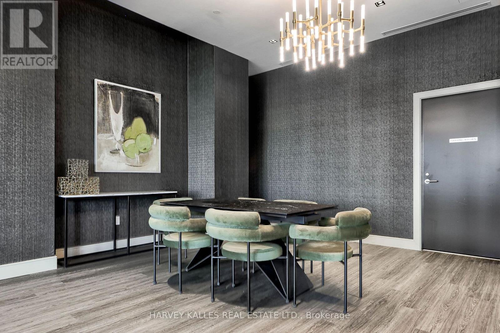 LPH19 - 50 DUNFIELD AVENUE
