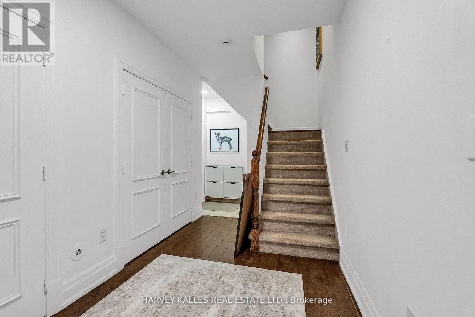 313 - 51 YORK MILLS ROAD
