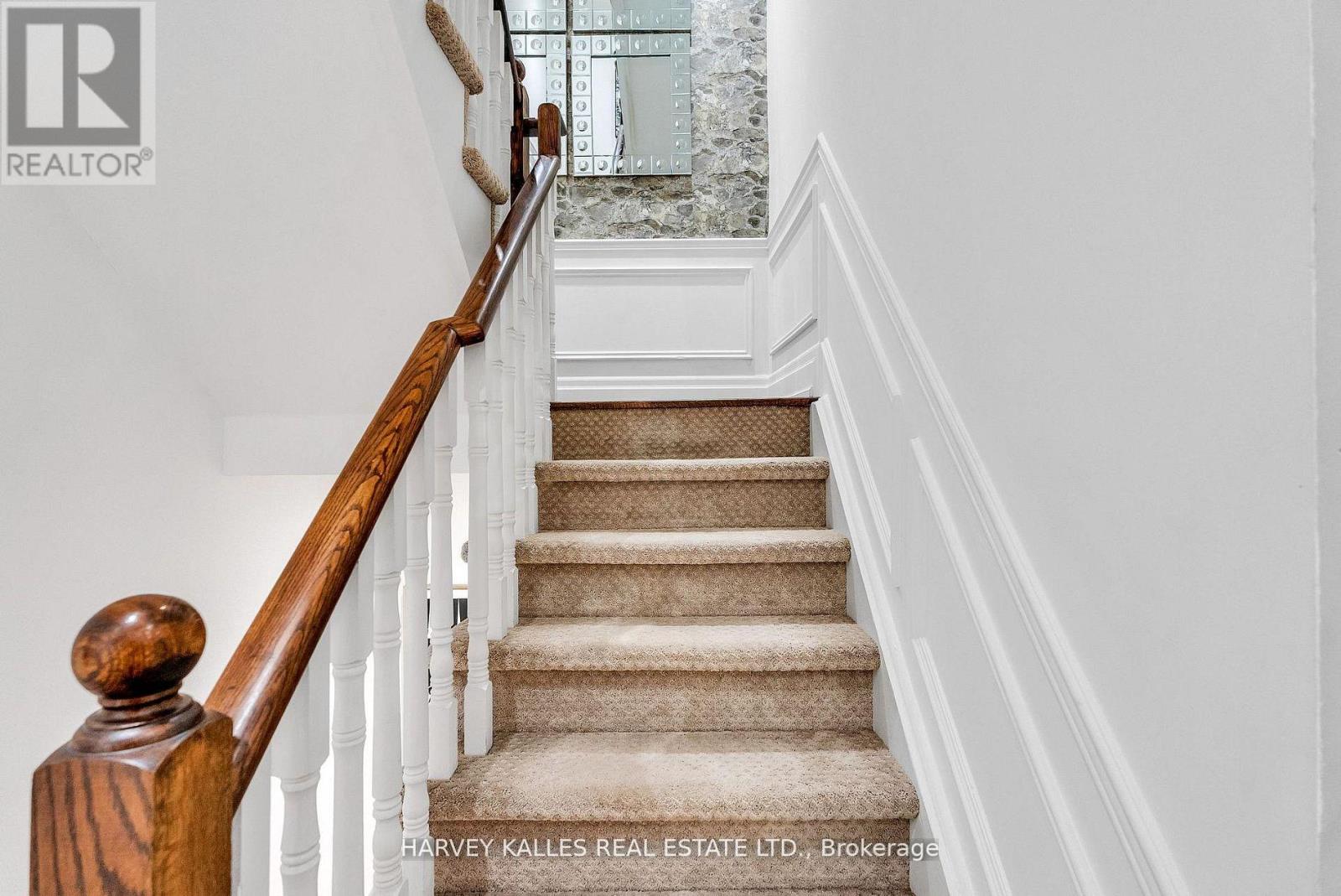 313 - 51 YORK MILLS ROAD