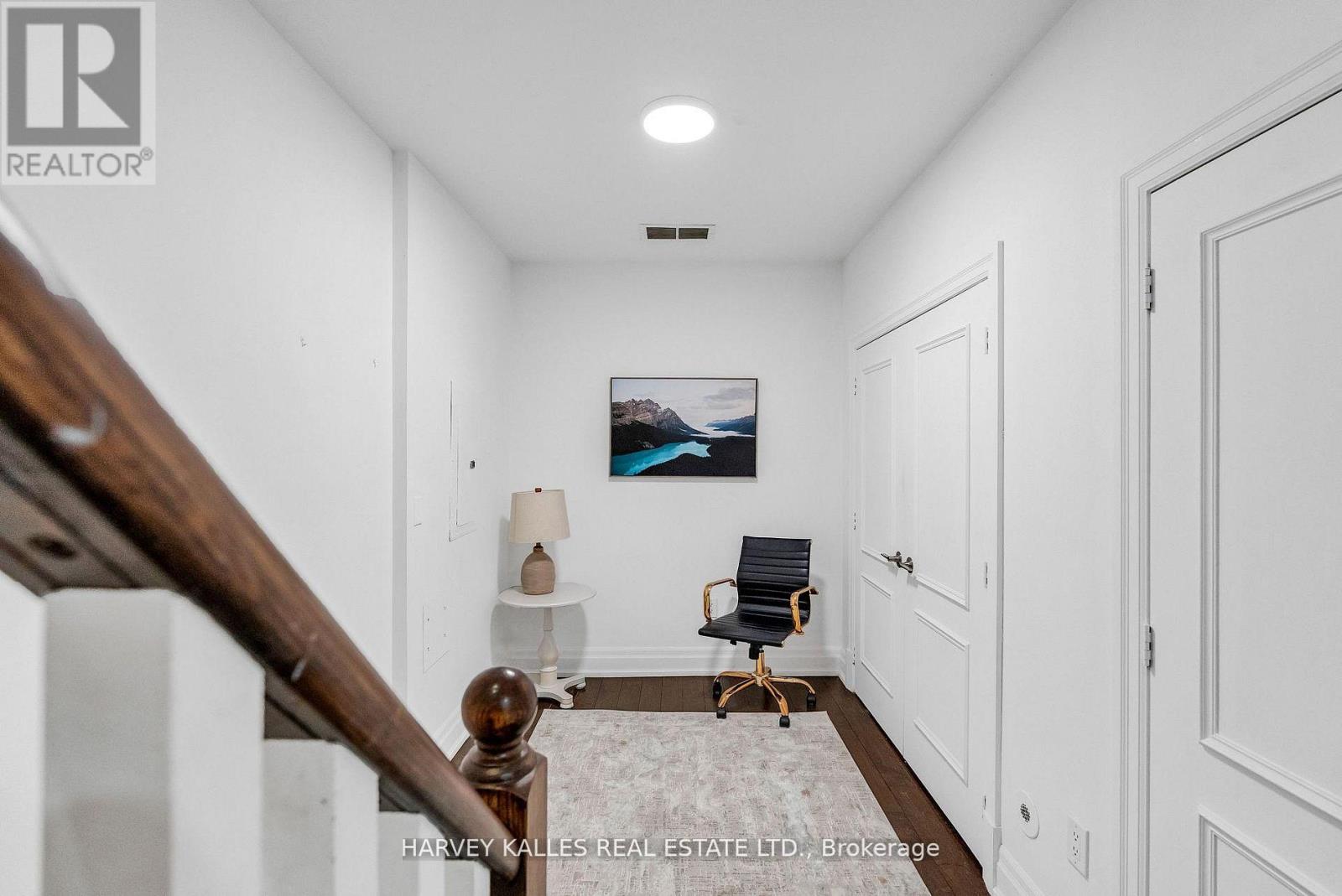 313 - 51 YORK MILLS ROAD