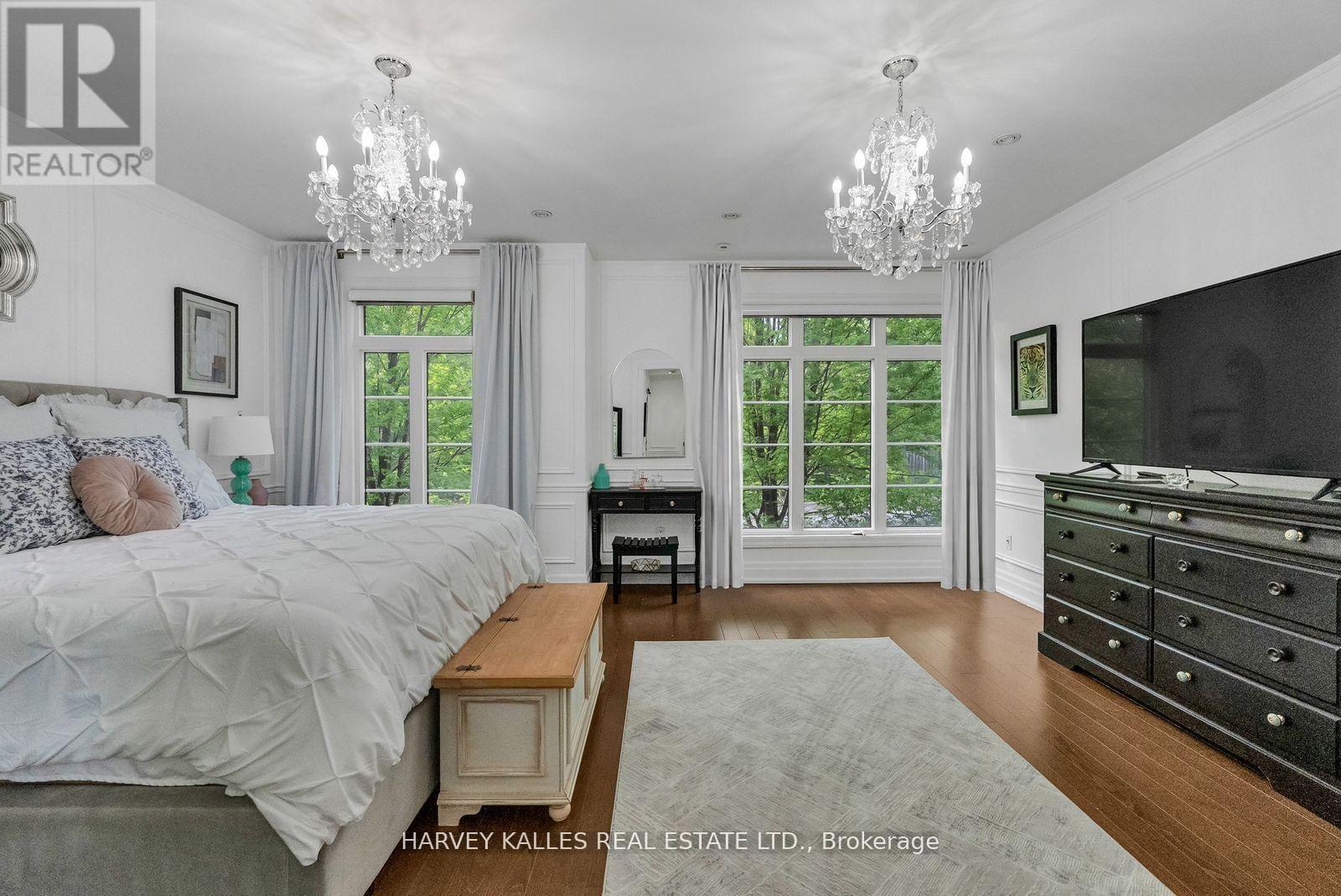 313 - 51 YORK MILLS ROAD