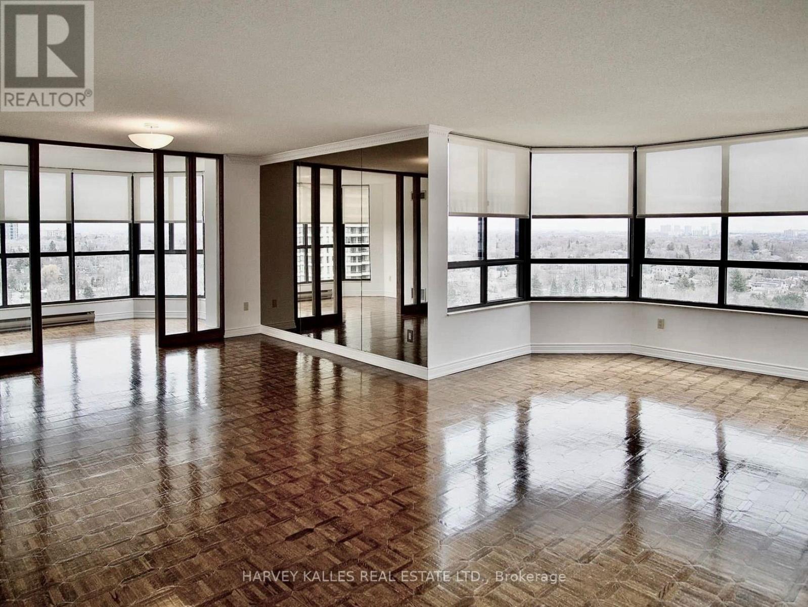 1811 - 65 SPRING GARDEN AVENUE