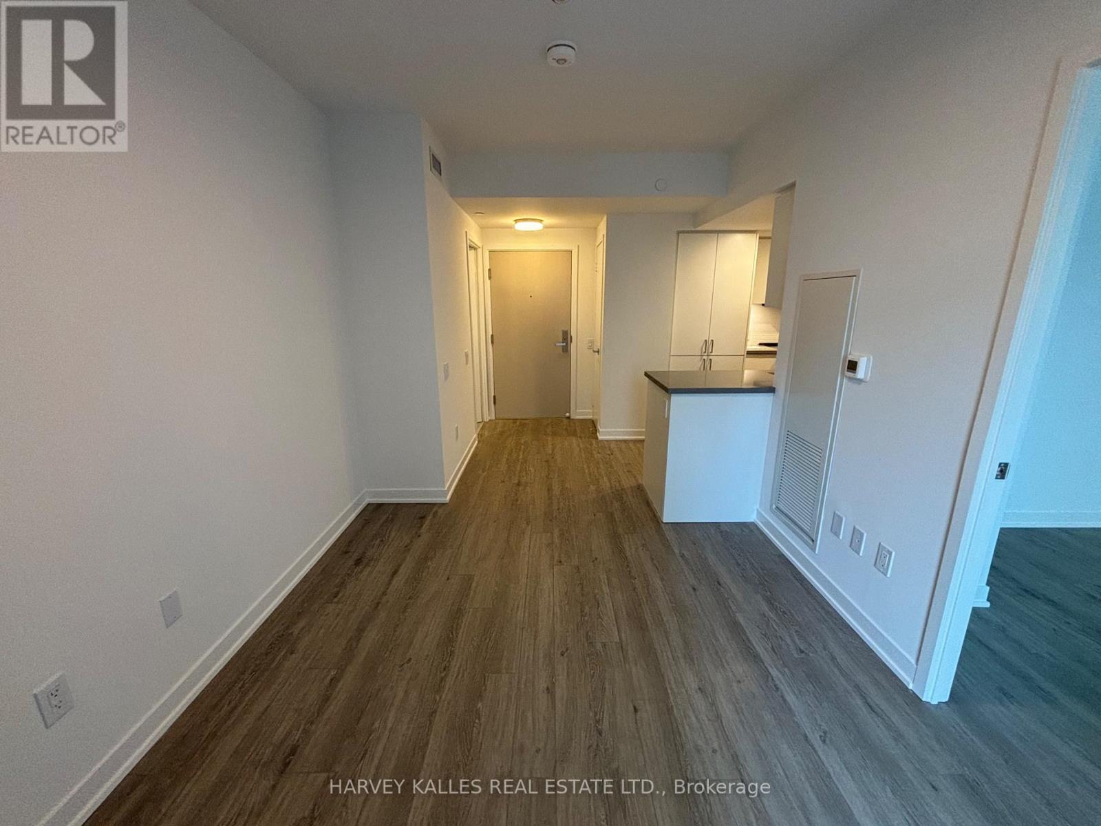 415 - 500 WILSON AVENUE