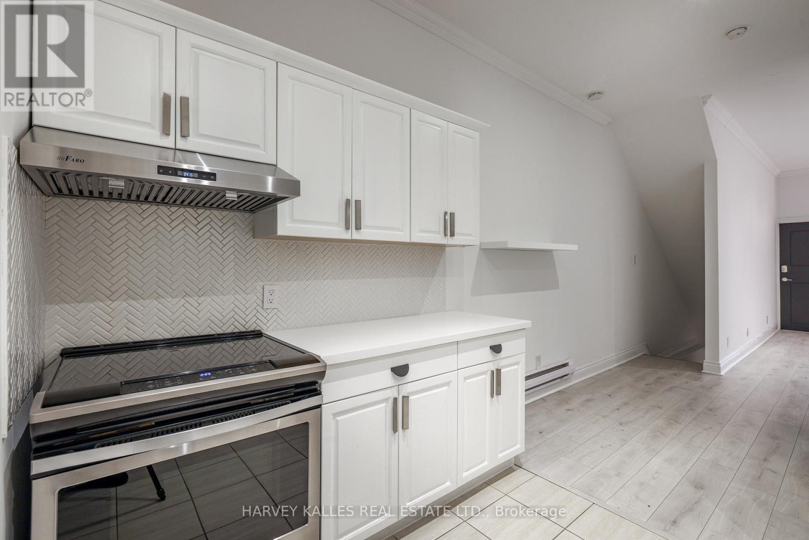 530 RICHMOND STREET W