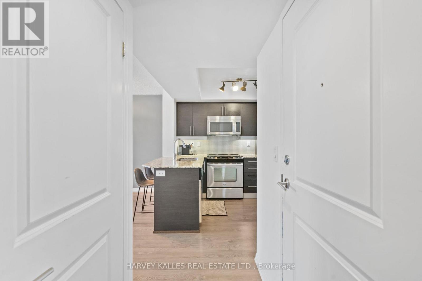 1316 - 125 WESTERN BATTERY ROAD