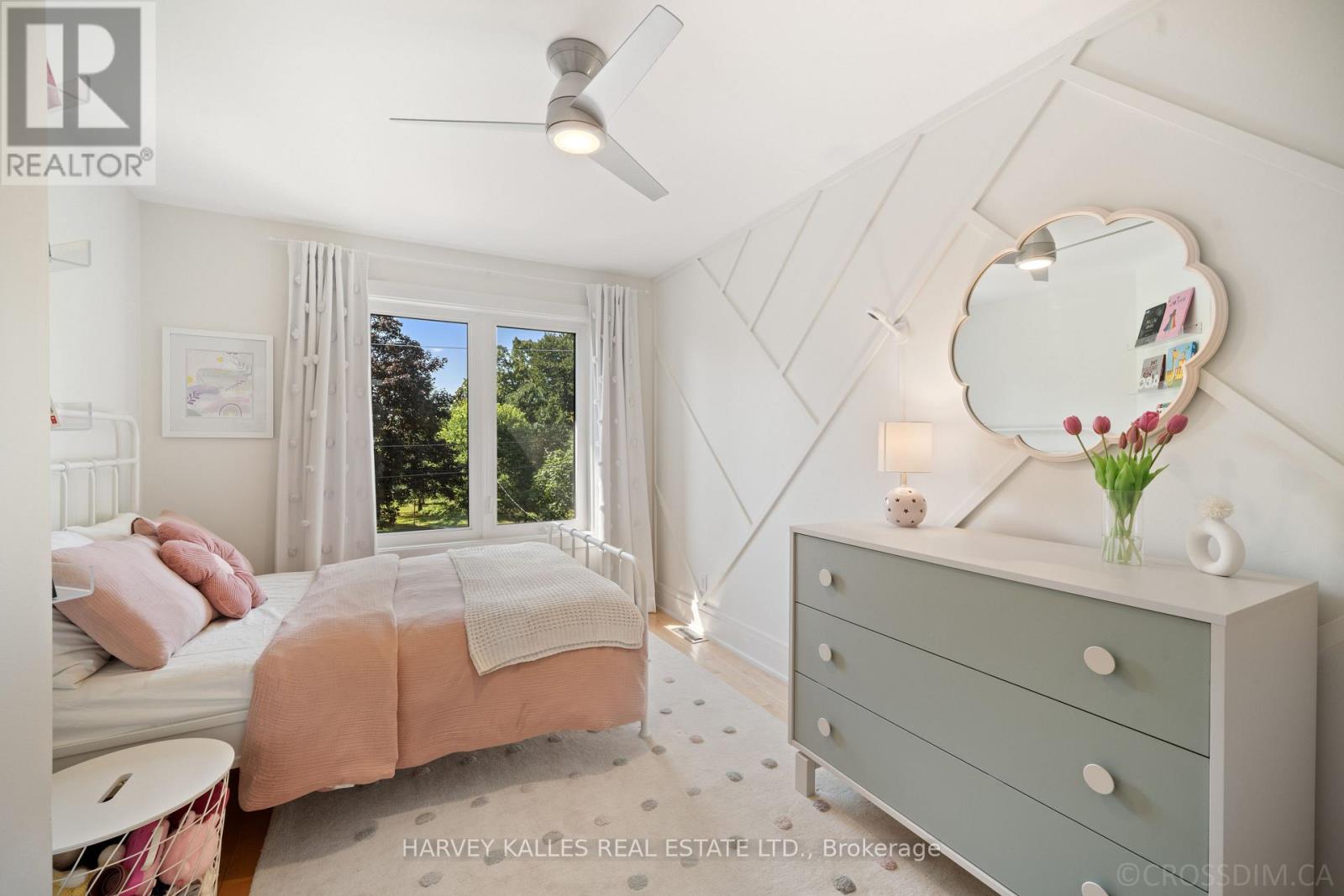 434 BEDFORD PARK AVENUE
