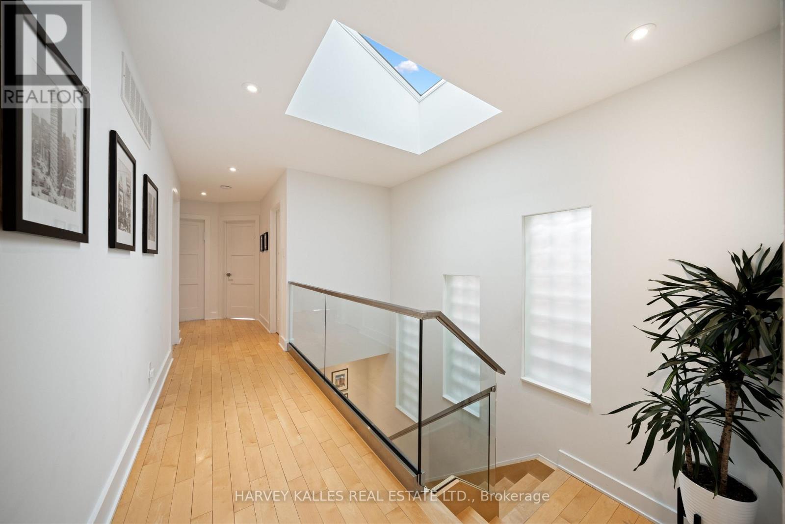 434 BEDFORD PARK AVENUE