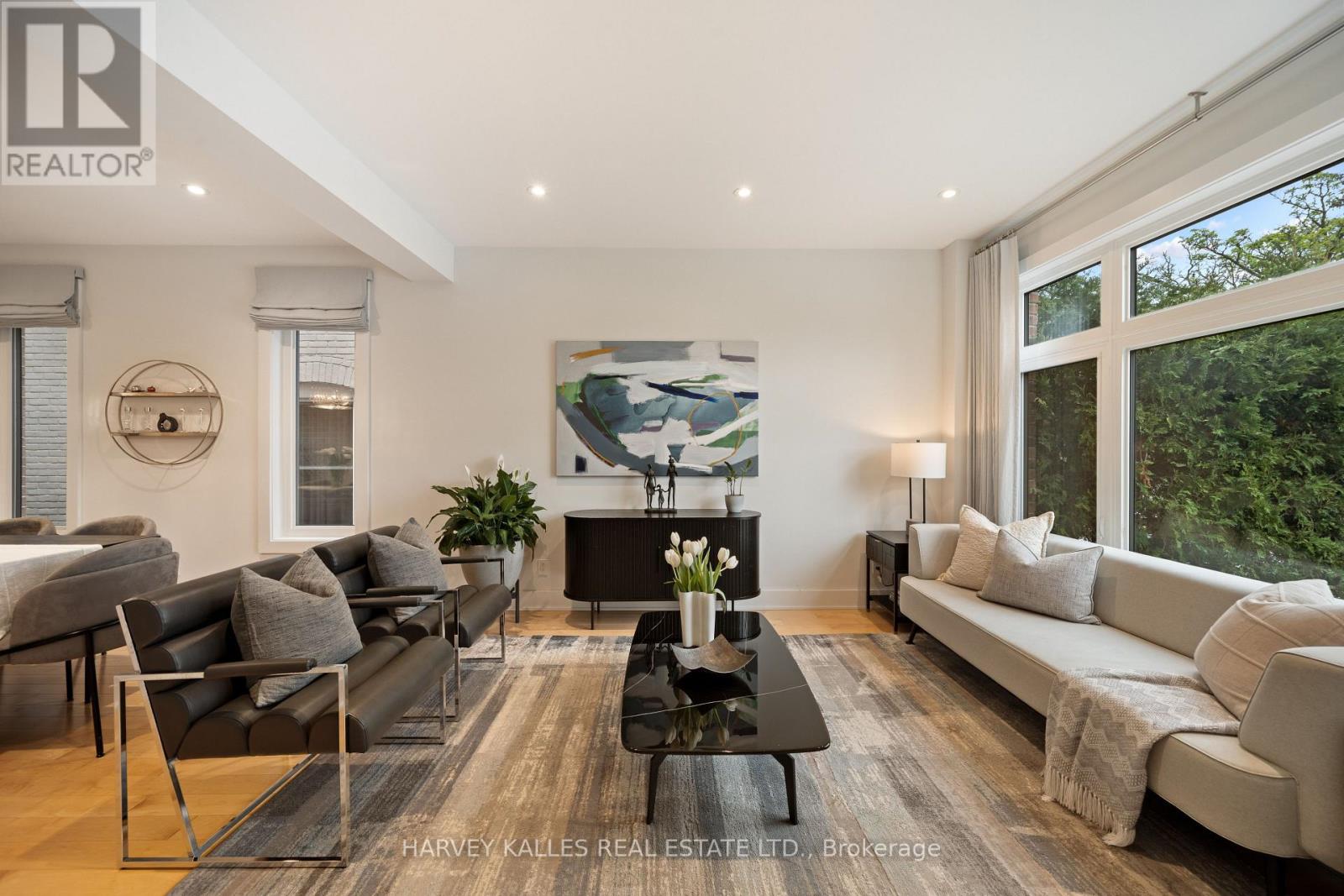 434 BEDFORD PARK AVENUE