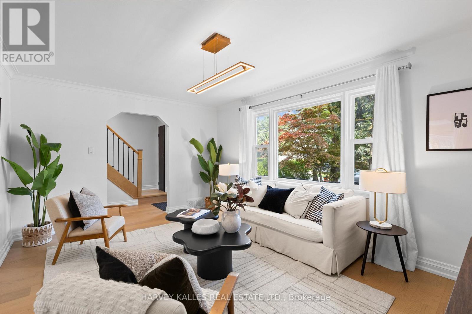 84 LYNNHAVEN ROAD