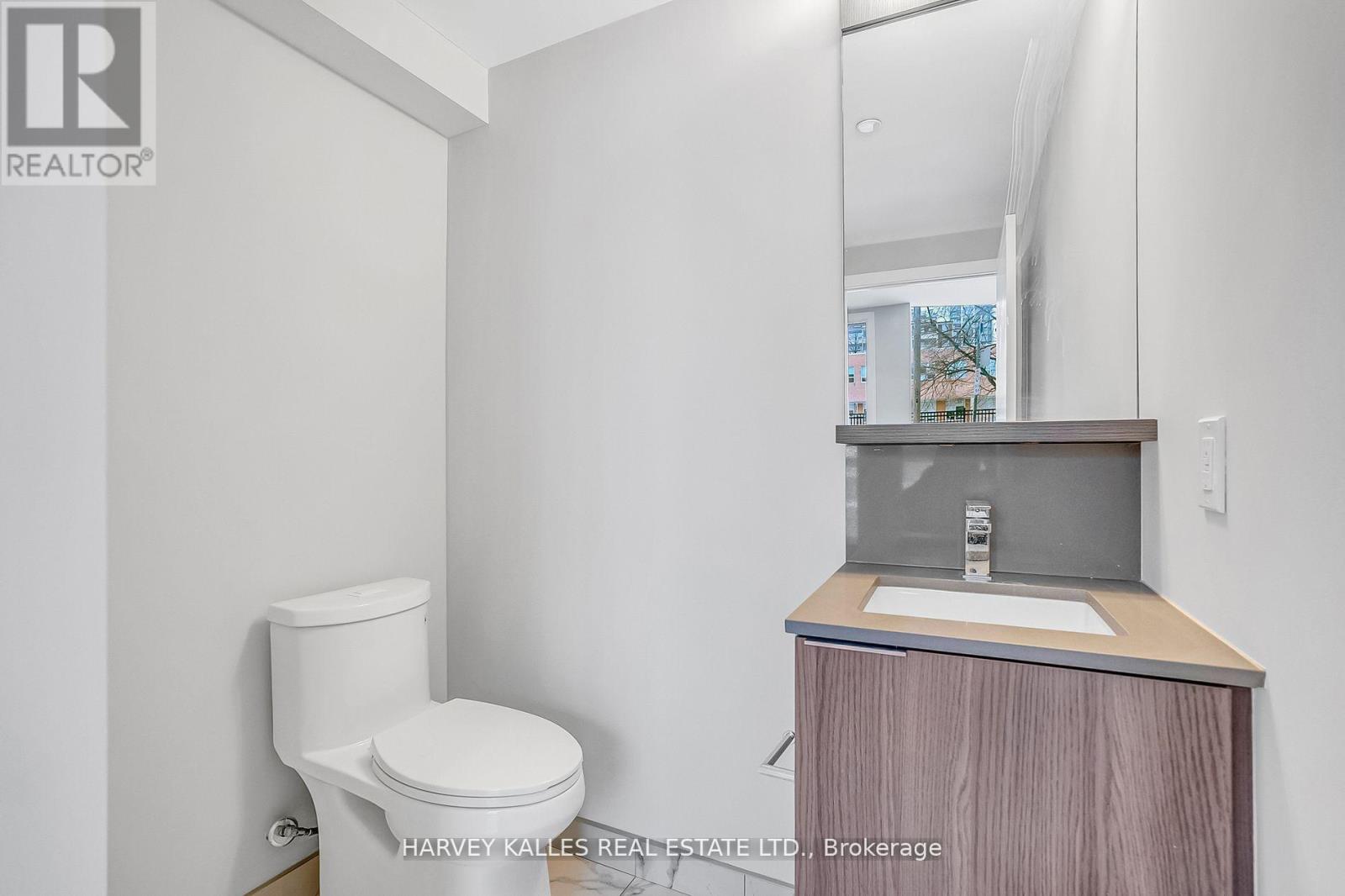 TH5 - 85 WOOD STREET