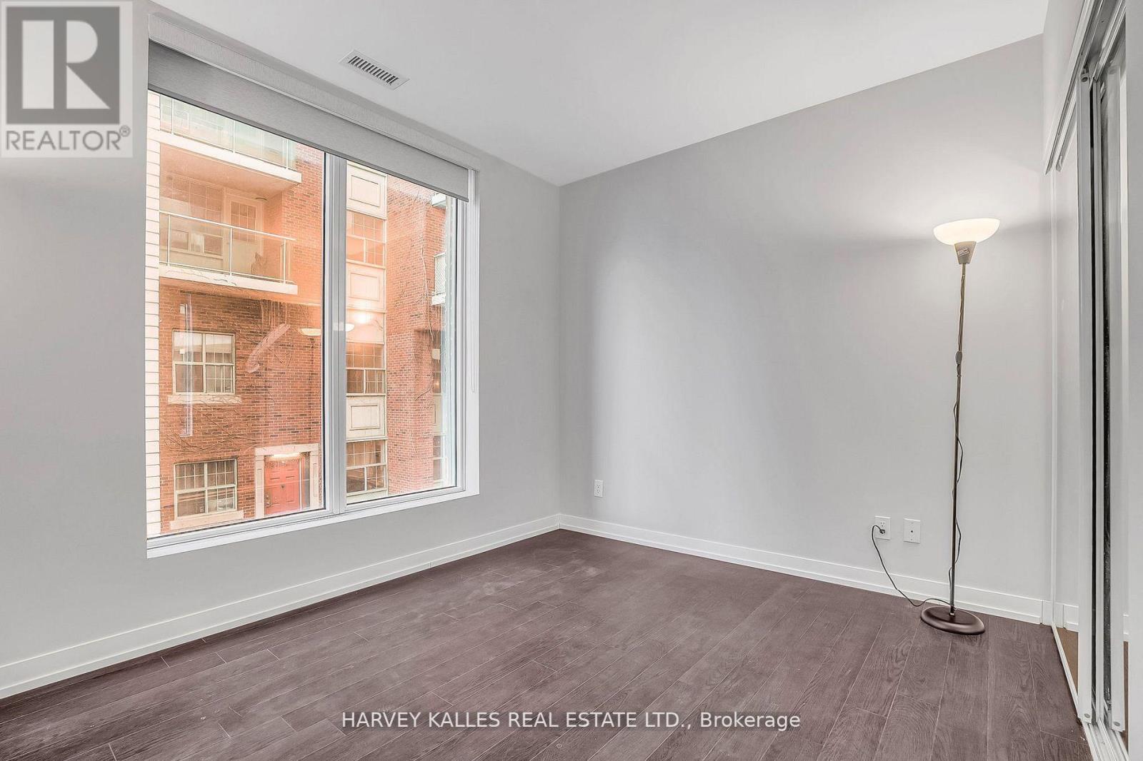 TH5 - 85 WOOD STREET