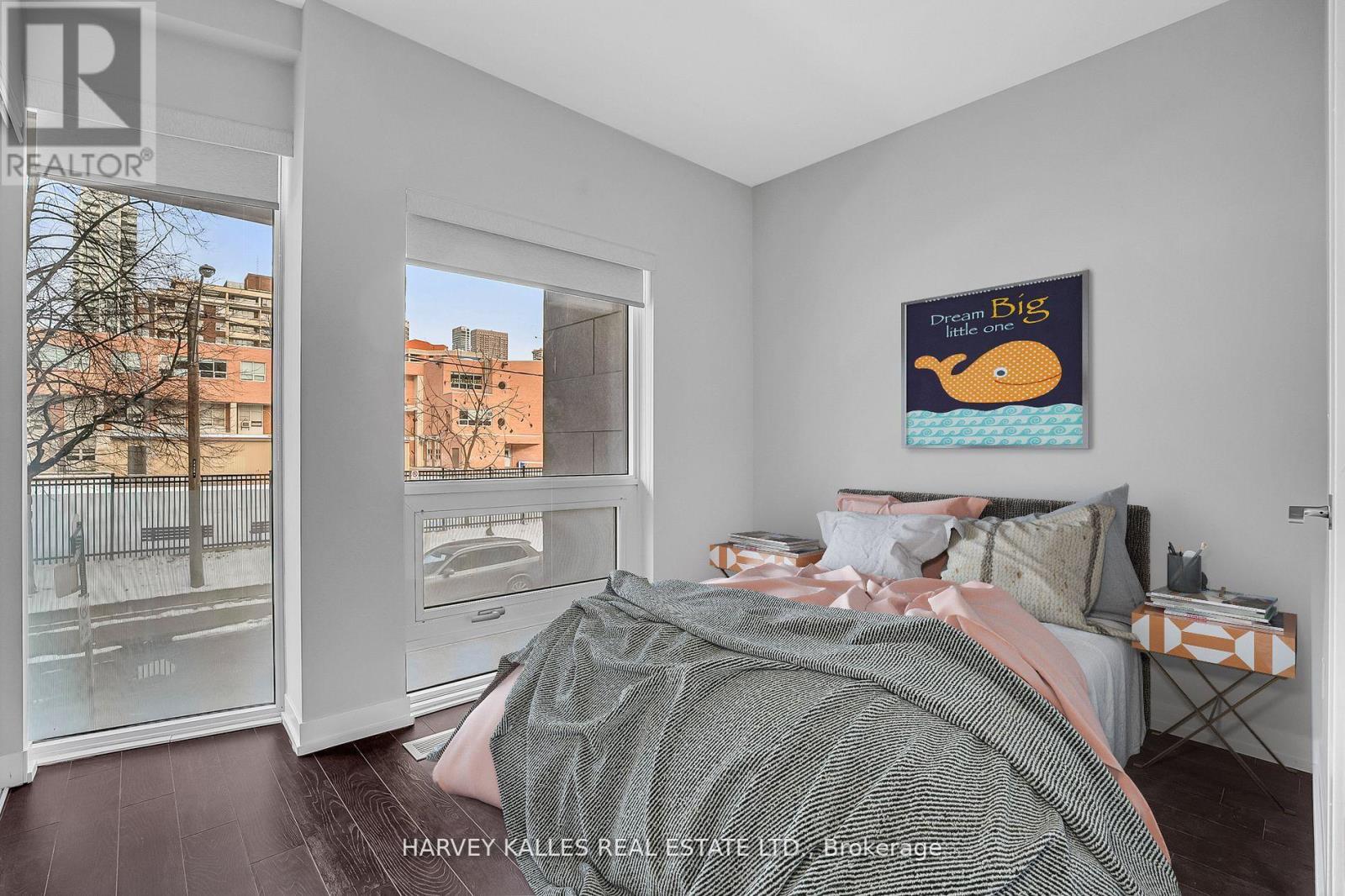 TH5 - 85 WOOD STREET
