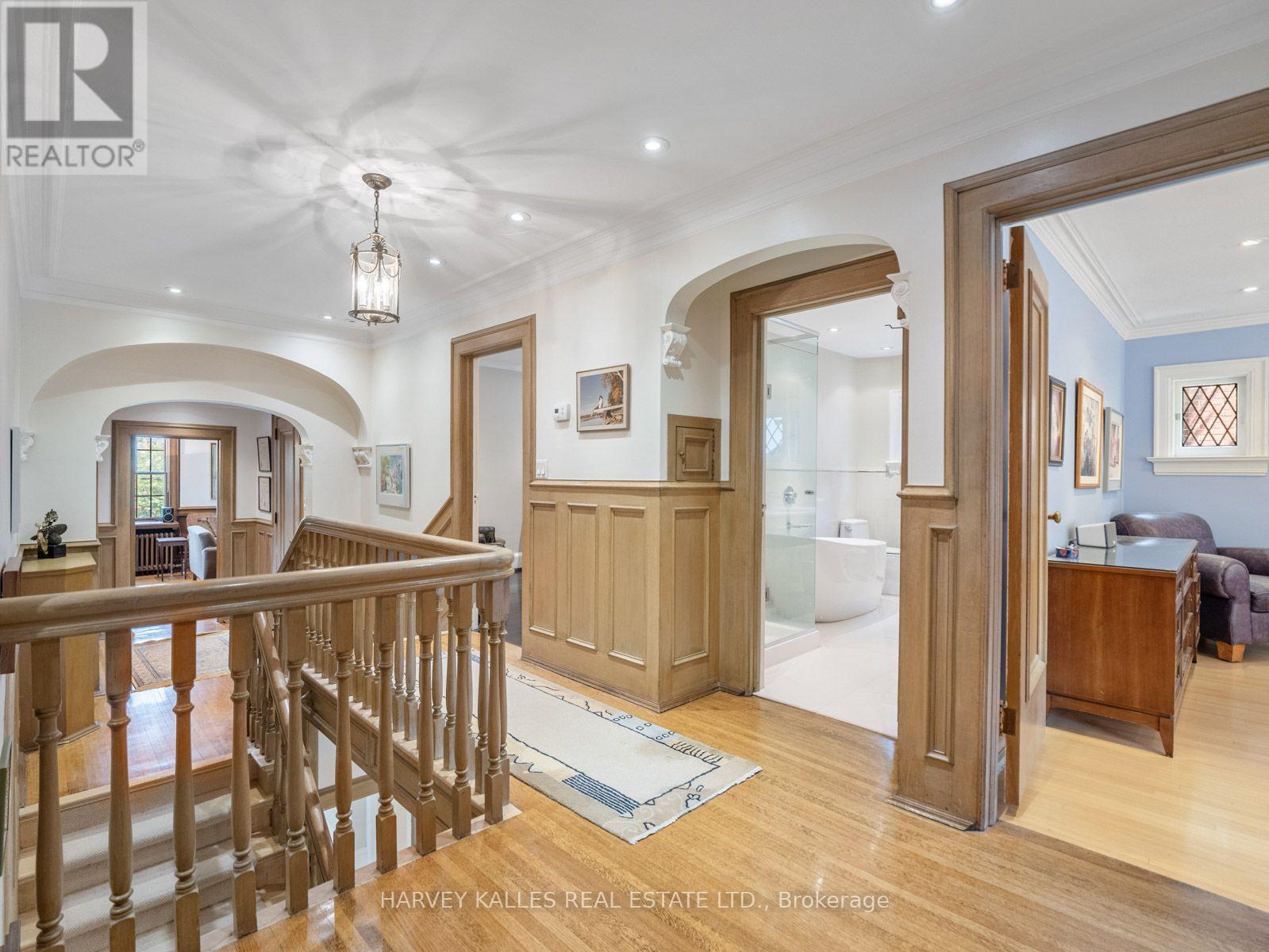 14 DEWBOURNE AVENUE