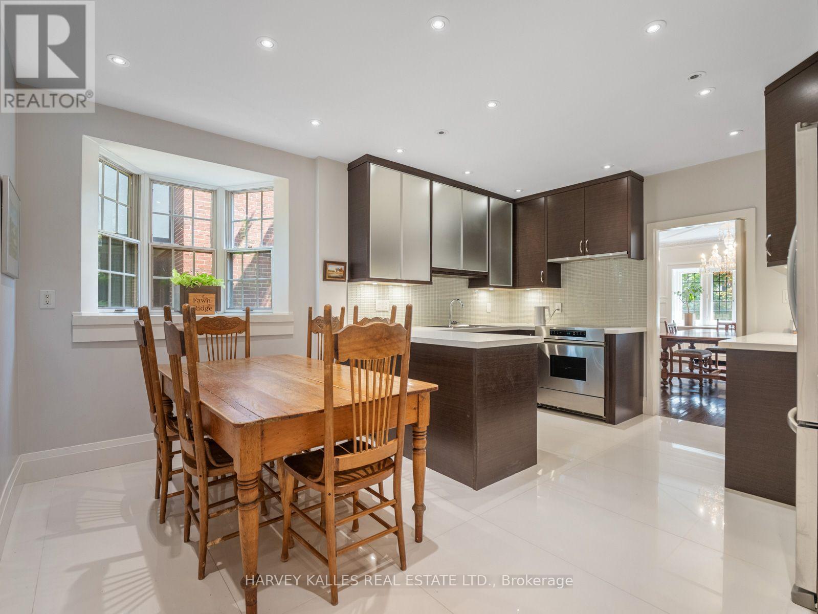 14 DEWBOURNE AVENUE