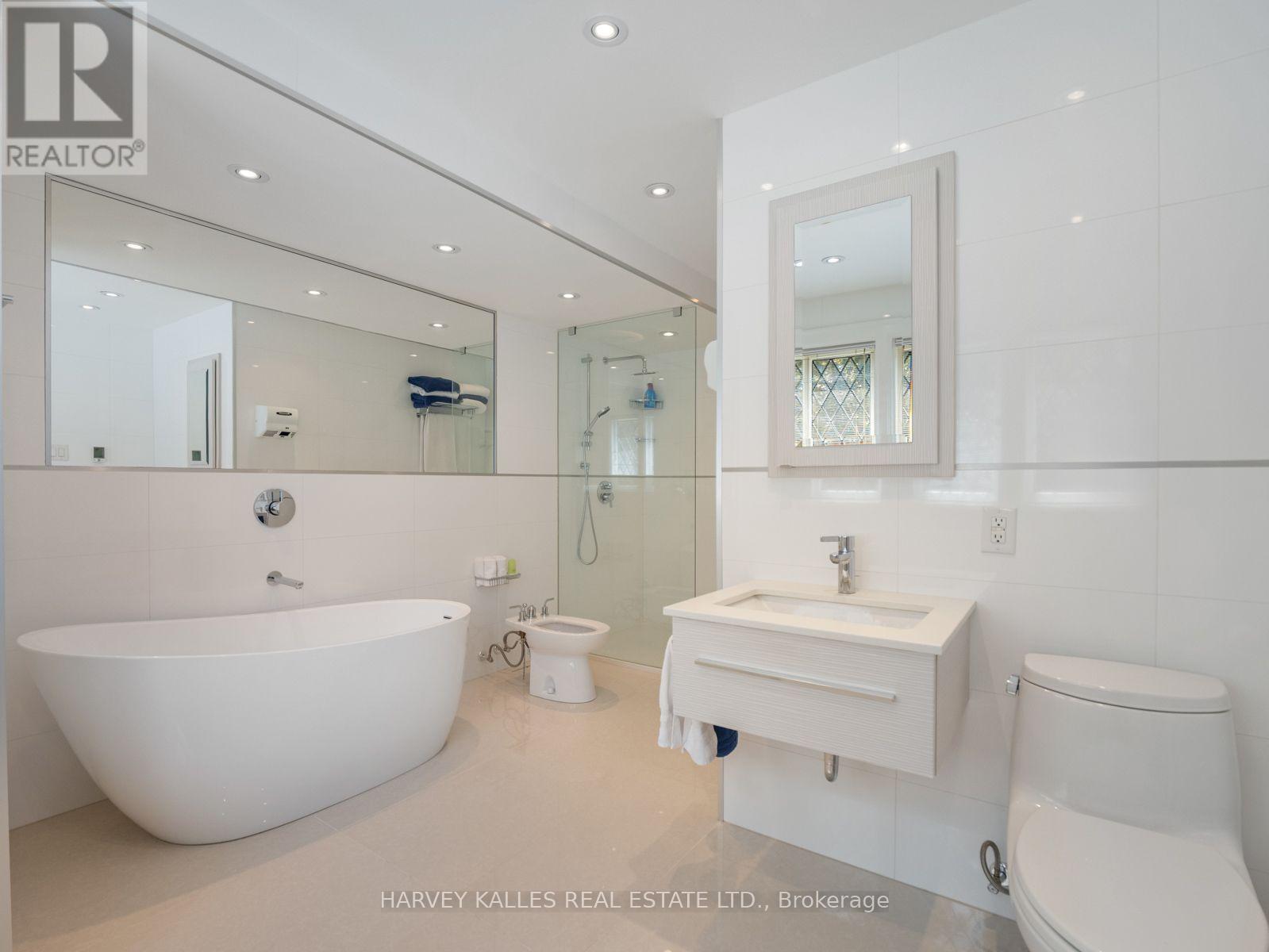 14 DEWBOURNE AVENUE