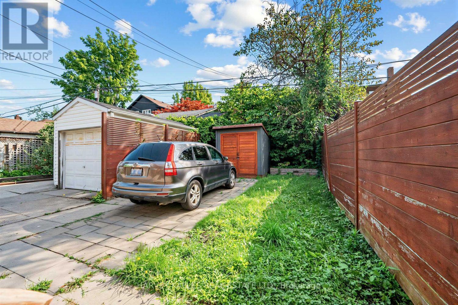 61 APPLETON AVENUE