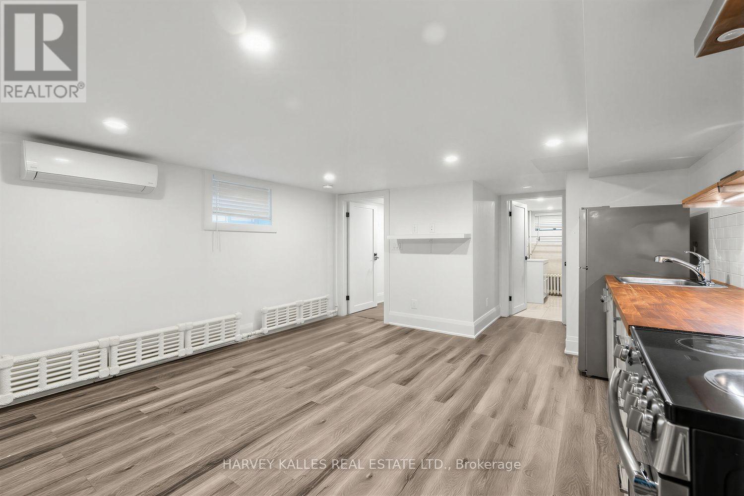 61 APPLETON AVENUE