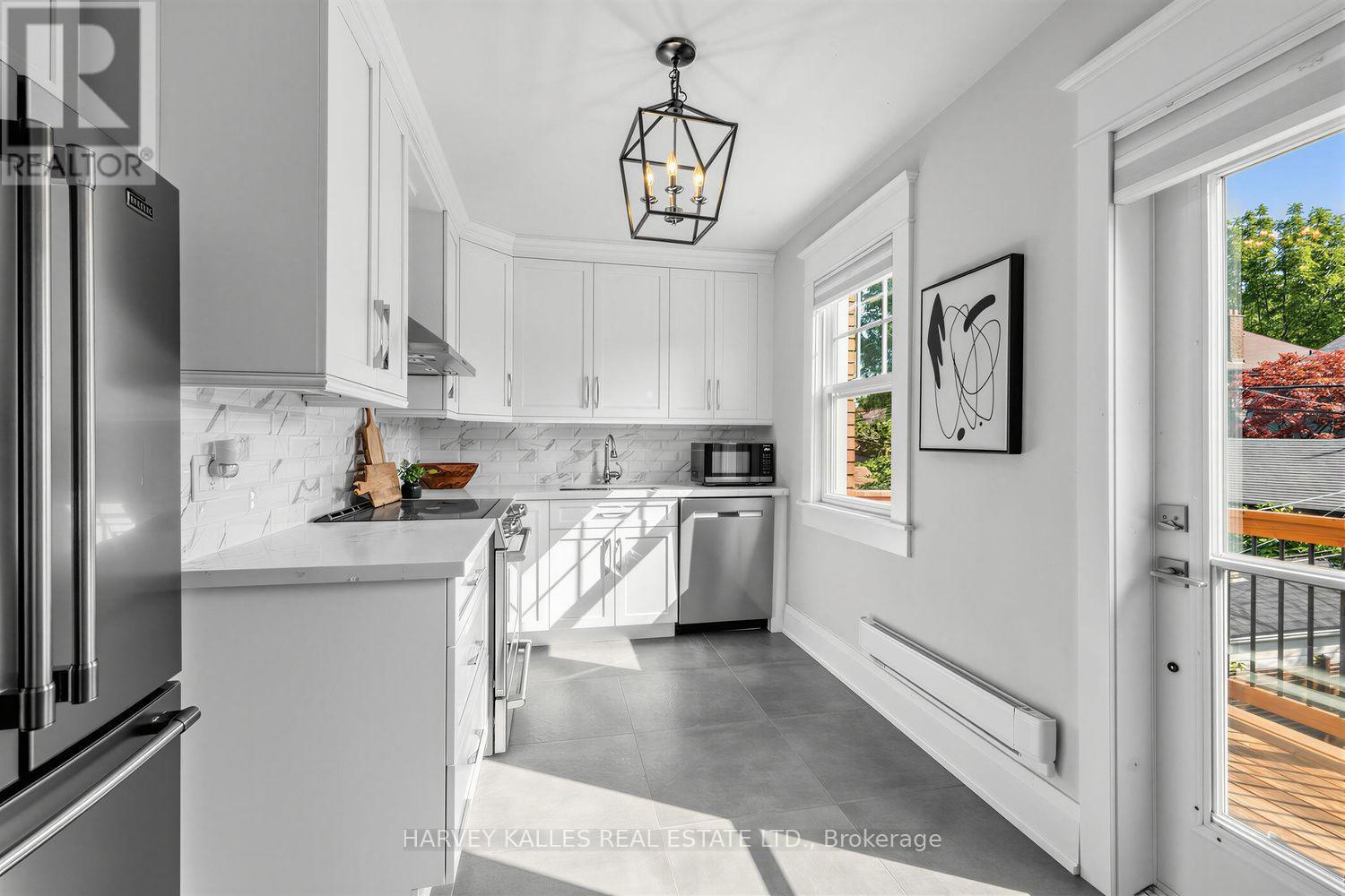 61 APPLETON AVENUE