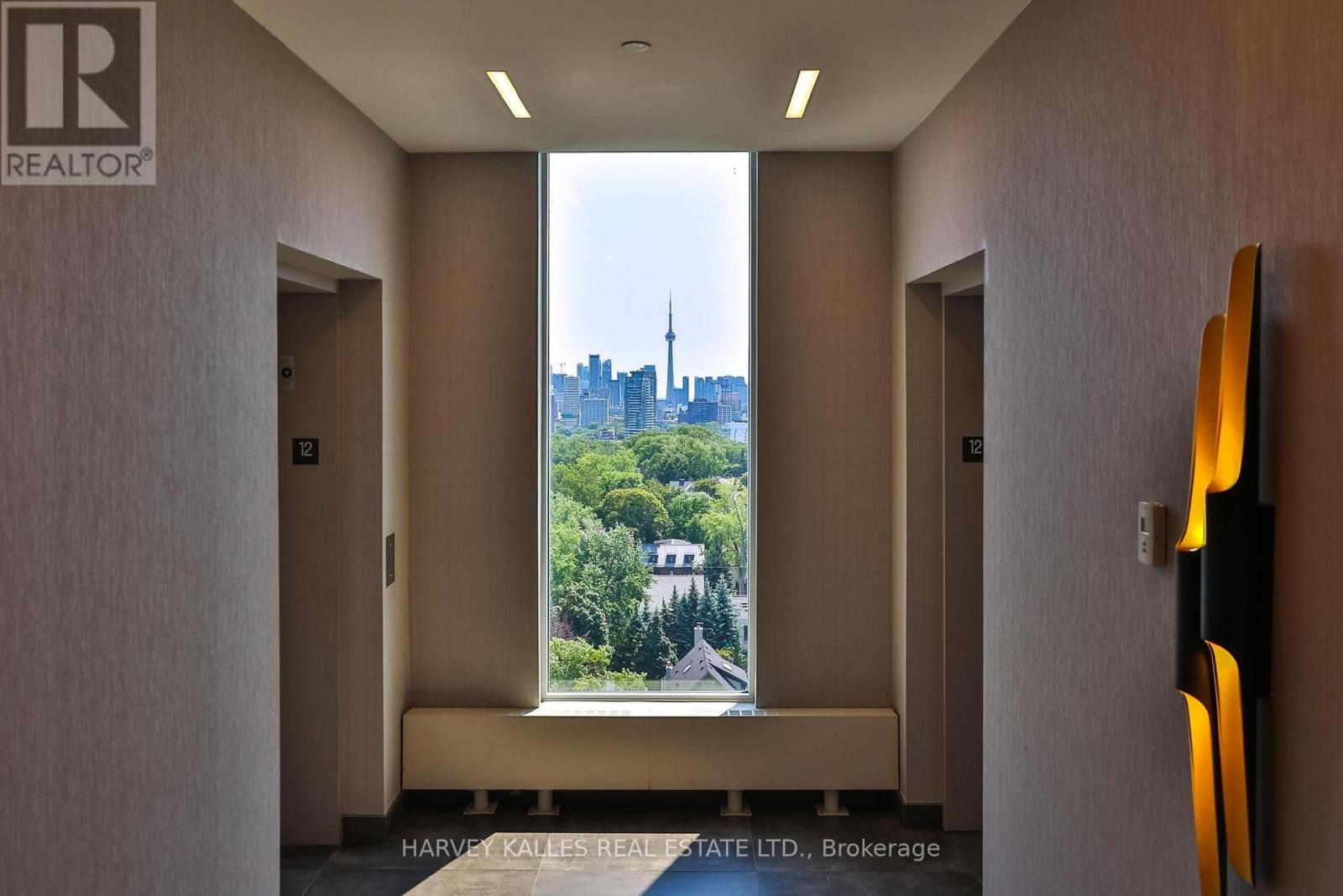 410 - 223 ST CLAIR AVENUE W