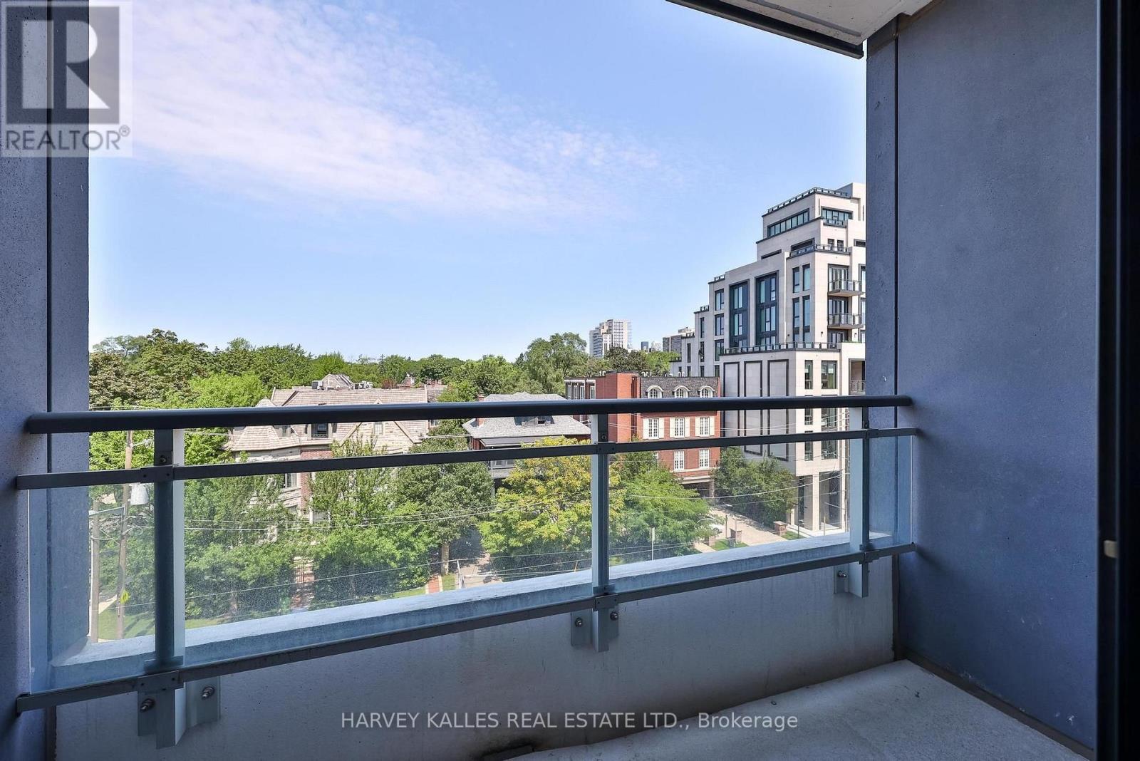 410 - 223 ST CLAIR AVENUE W