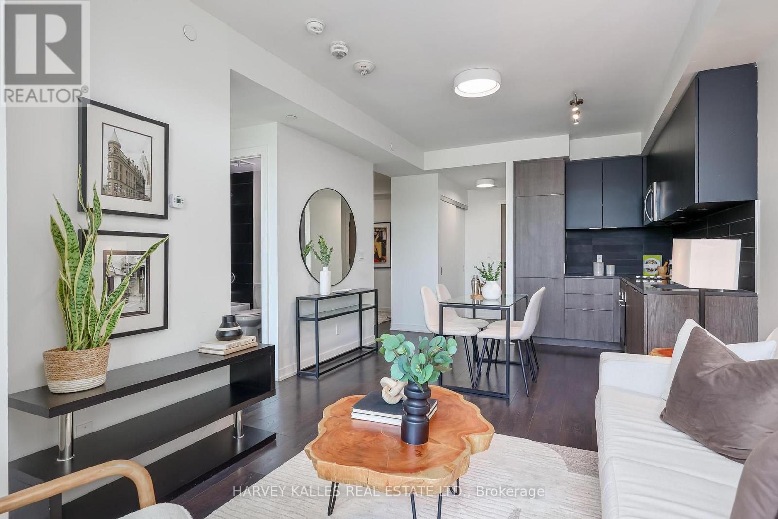 410 - 223 ST CLAIR AVENUE W