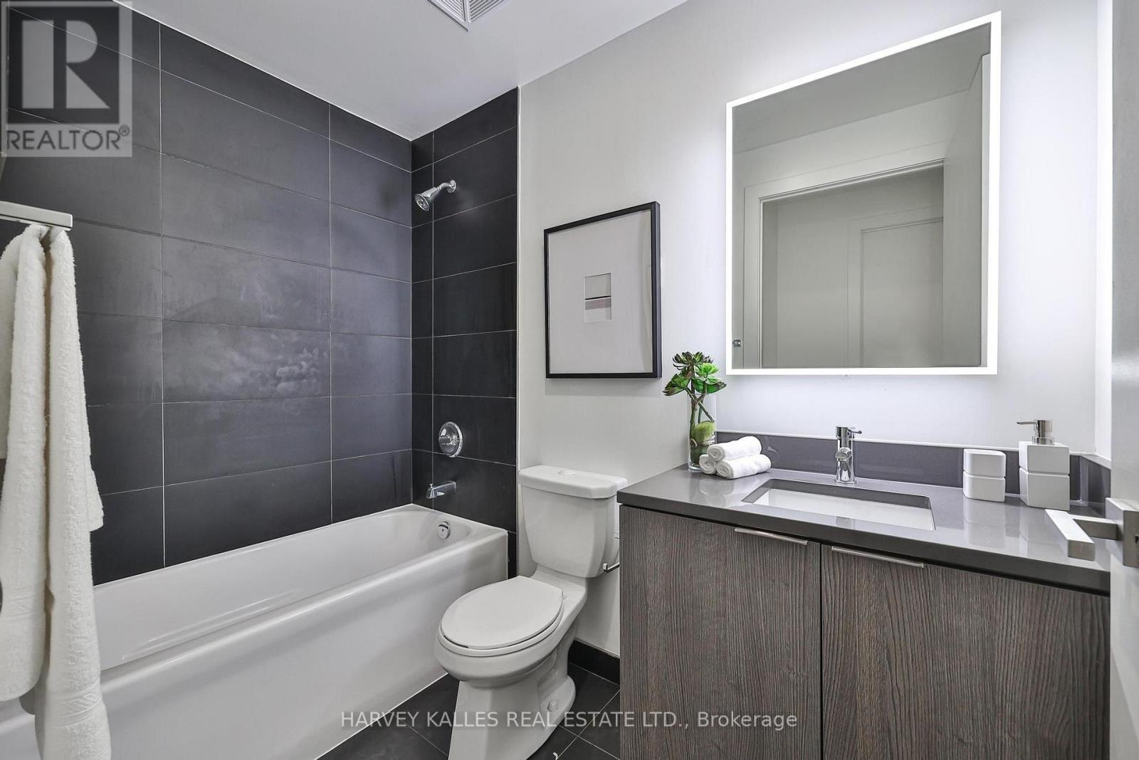 410 - 223 ST CLAIR AVENUE W