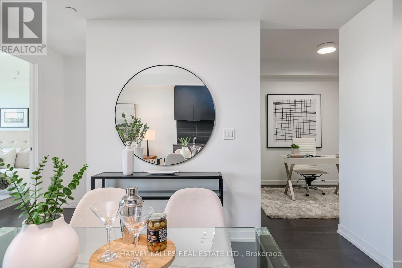 410 - 223 ST CLAIR AVENUE W