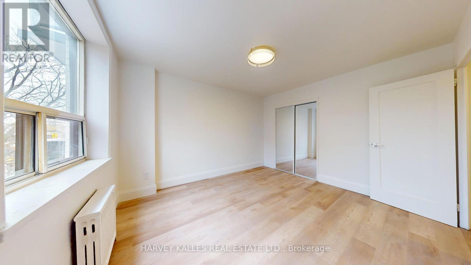 12 - 1 MARQUETTE AVENUE