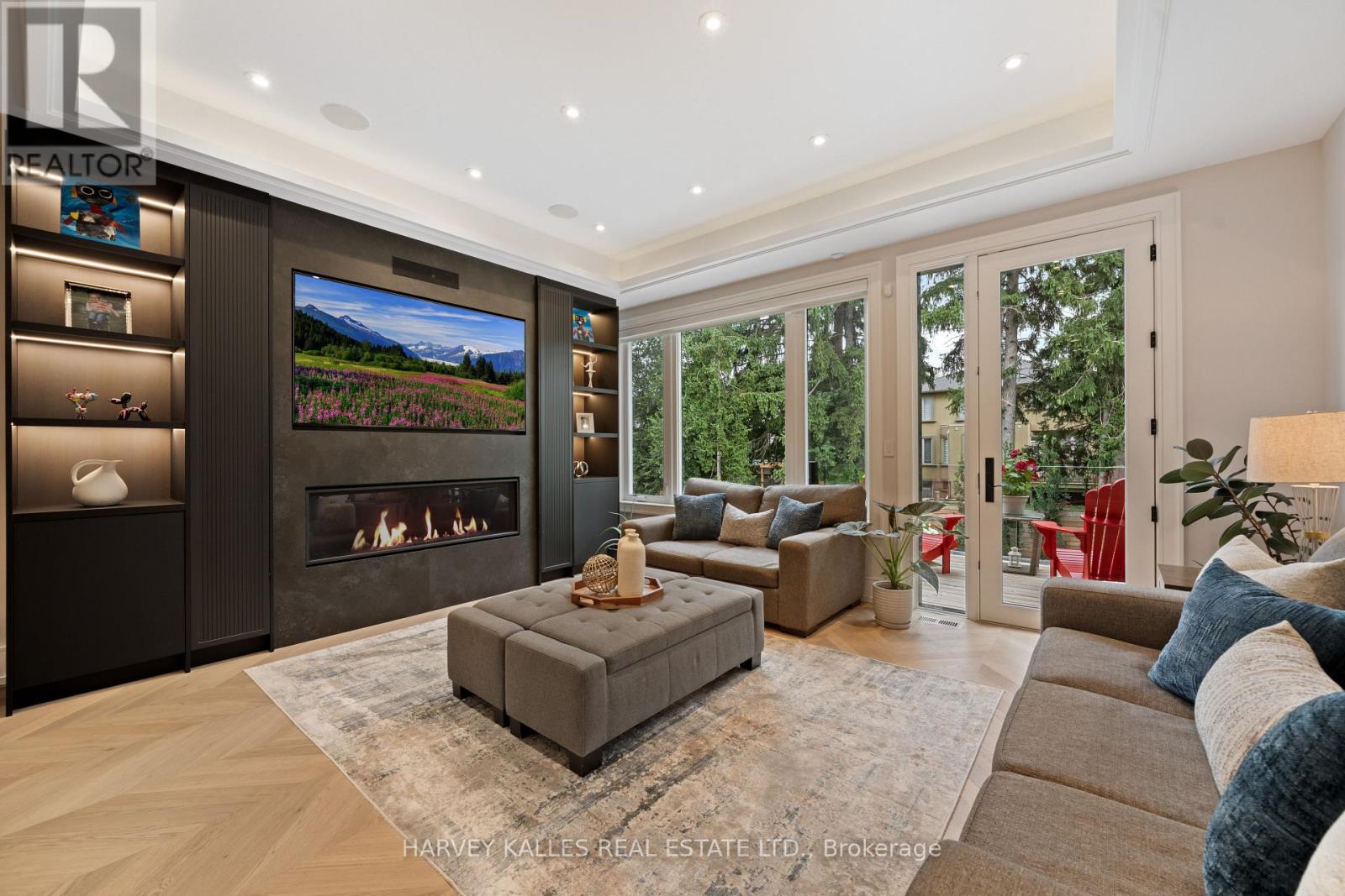 84 FLORENCE AVENUE
