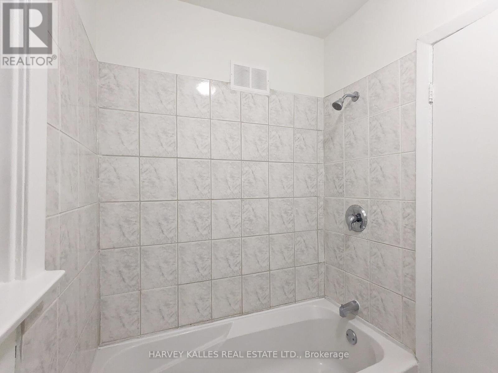 MAIN - 242 ROBINA AVENUE