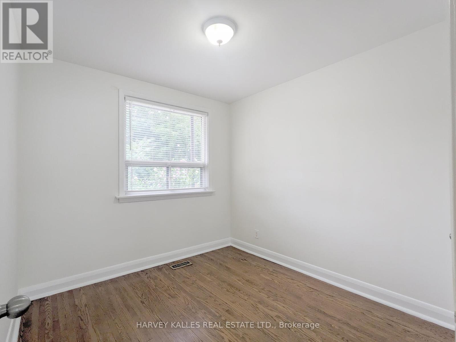 MAIN - 242 ROBINA AVENUE