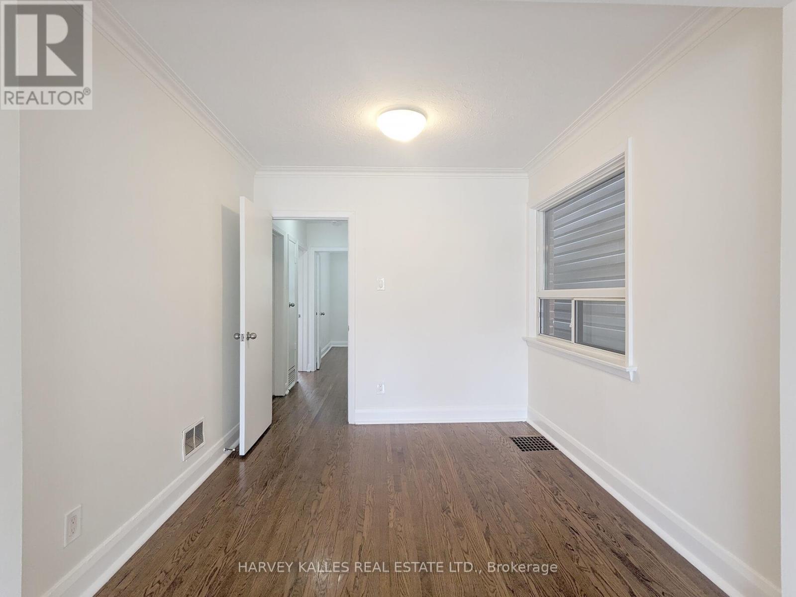 MAIN - 242 ROBINA AVENUE