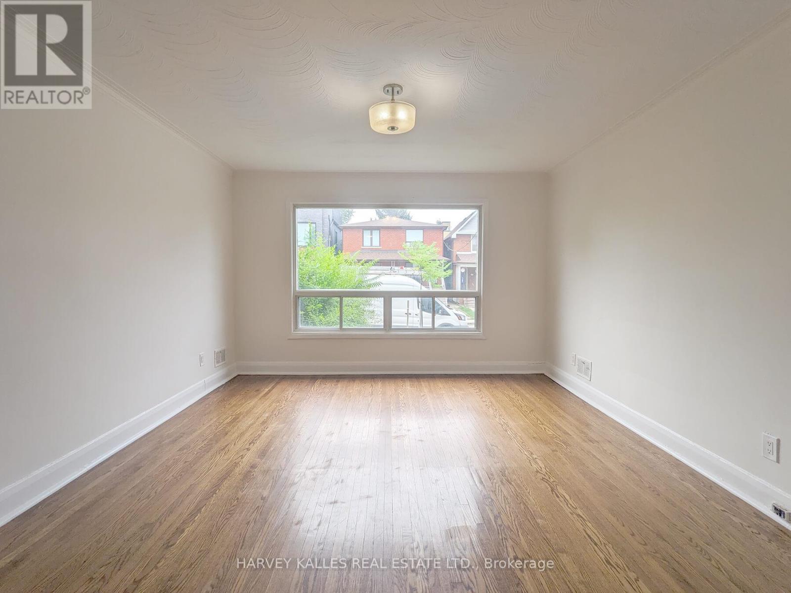MAIN - 242 ROBINA AVENUE