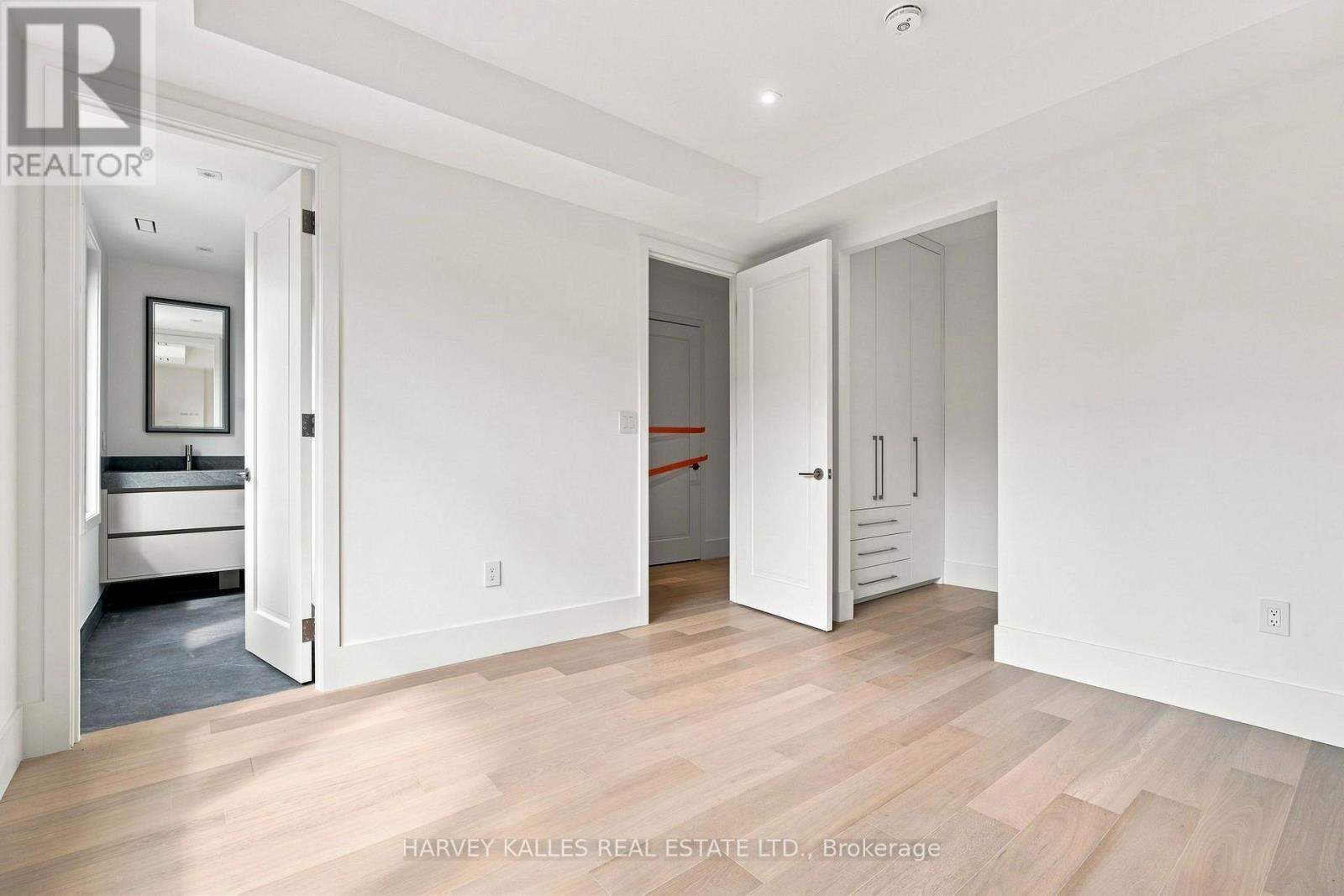 106 HEATH STREET W