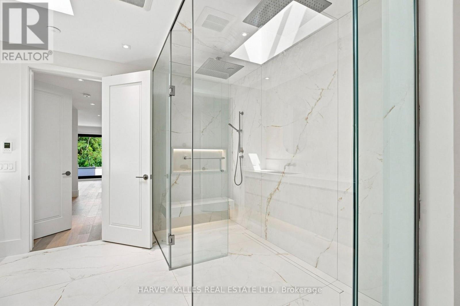 106 HEATH STREET W